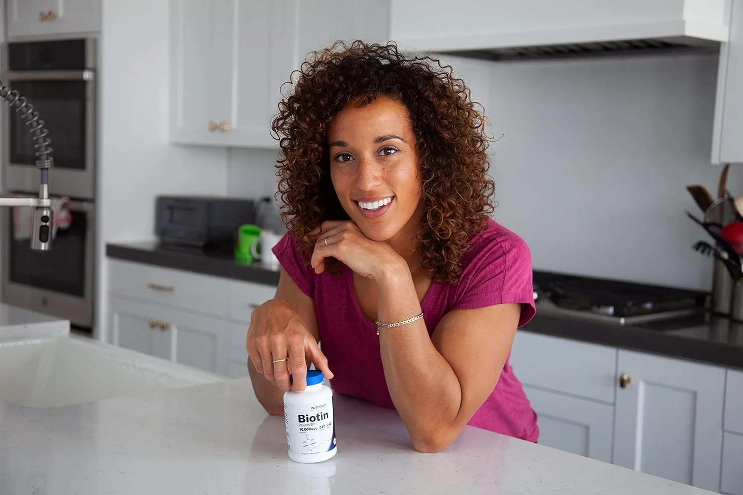 نوتری‌کاست بیوتین ویتامین ب۷ بدون گلوتن - ۱۰۰۰۰ میکروگرم، ۲۴۰ کپسول