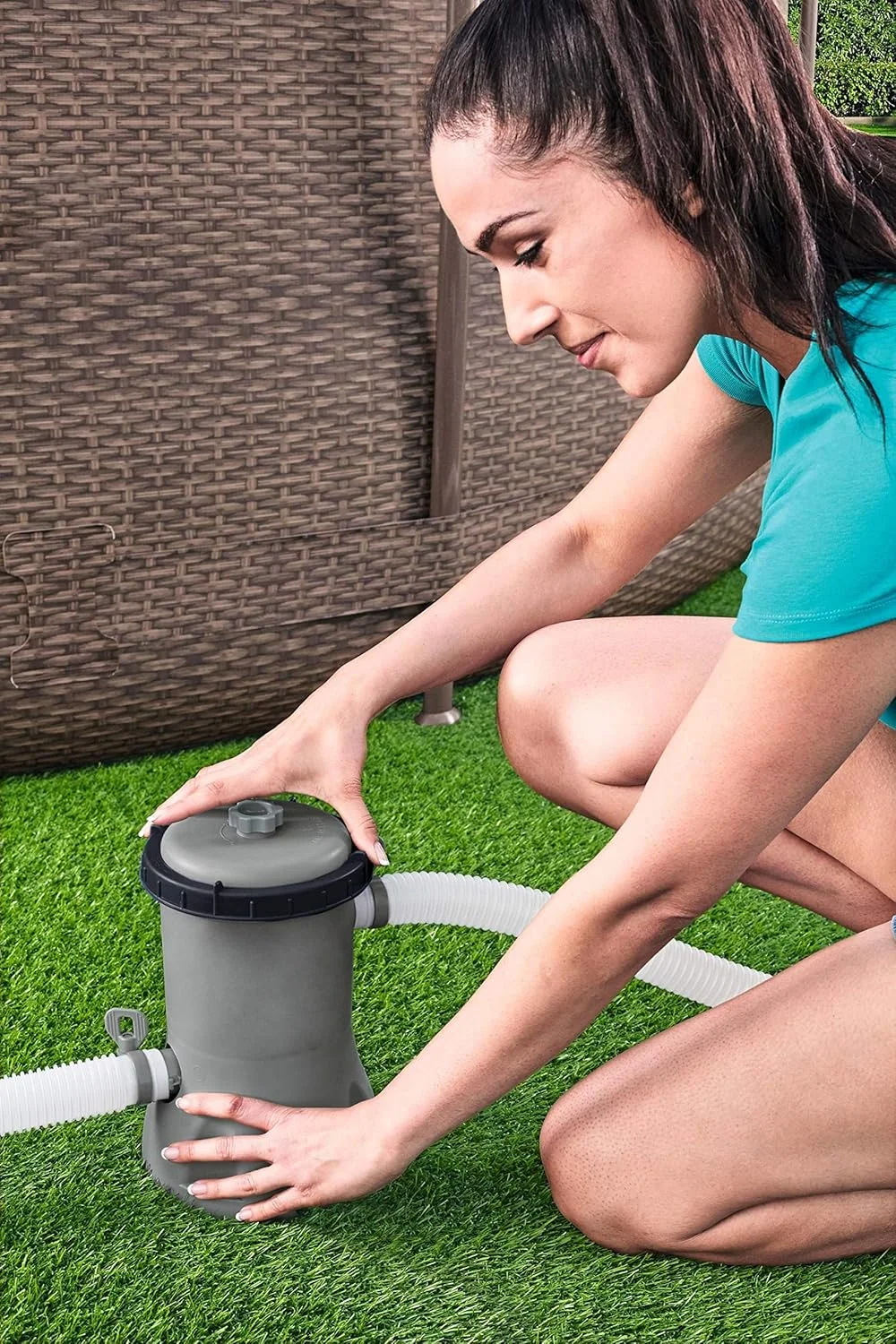 پمپ تصفیه آب Bestway BW Flowclear با نرخ جریان 2006 لیتر در ساعت مدل 58383