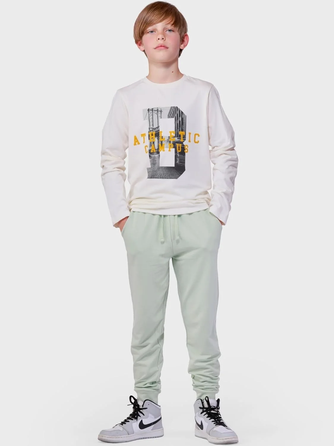 تیشرتهای نخی پسرانه Nuego، آستین بلند، تی شرت های یقه گرد پسرانه با فیت راحت، تنفس پذیر، طرح دار، مناسب استفاده روزمره برای کودکان 7-14 سال (سفید شیری، خاکستری) تیشرتهای نخی پسرانه Nuego، آستین بلند، تی شرت های یقه گرد پسرانه با فیت راحت، تنفس پذیر، طرح دار، مناسب استفاده روزمره برای کودکان 7-14 سال (سفید شیری، خاکستری)