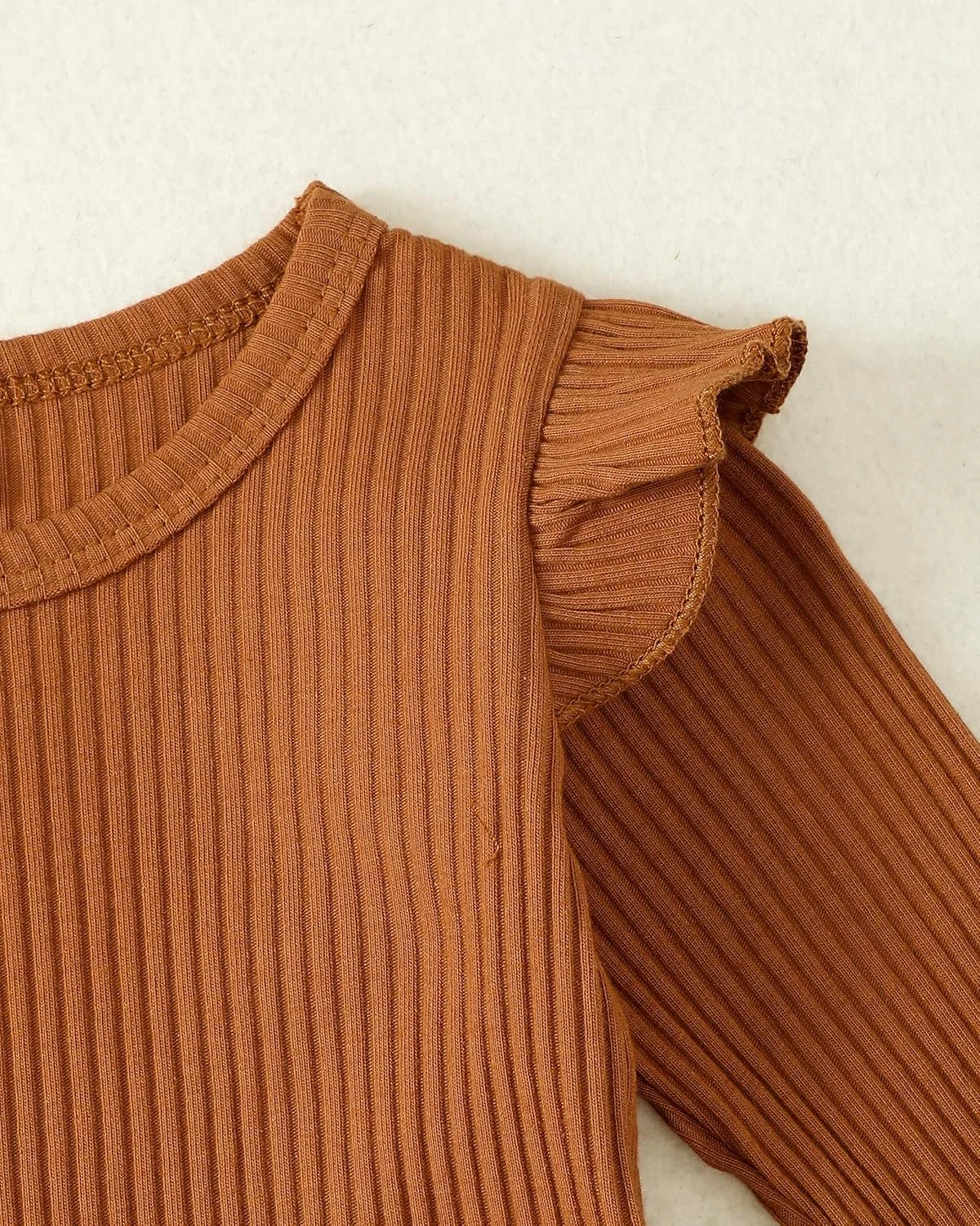 لباس دخترانه بچه گانه، تاپ آستین بلند چین دار، ست شلوار دخترانه، لباس های پاییزی و زمستانی نوزادی و نوپا، سایز 9 ماه تا 4 سال