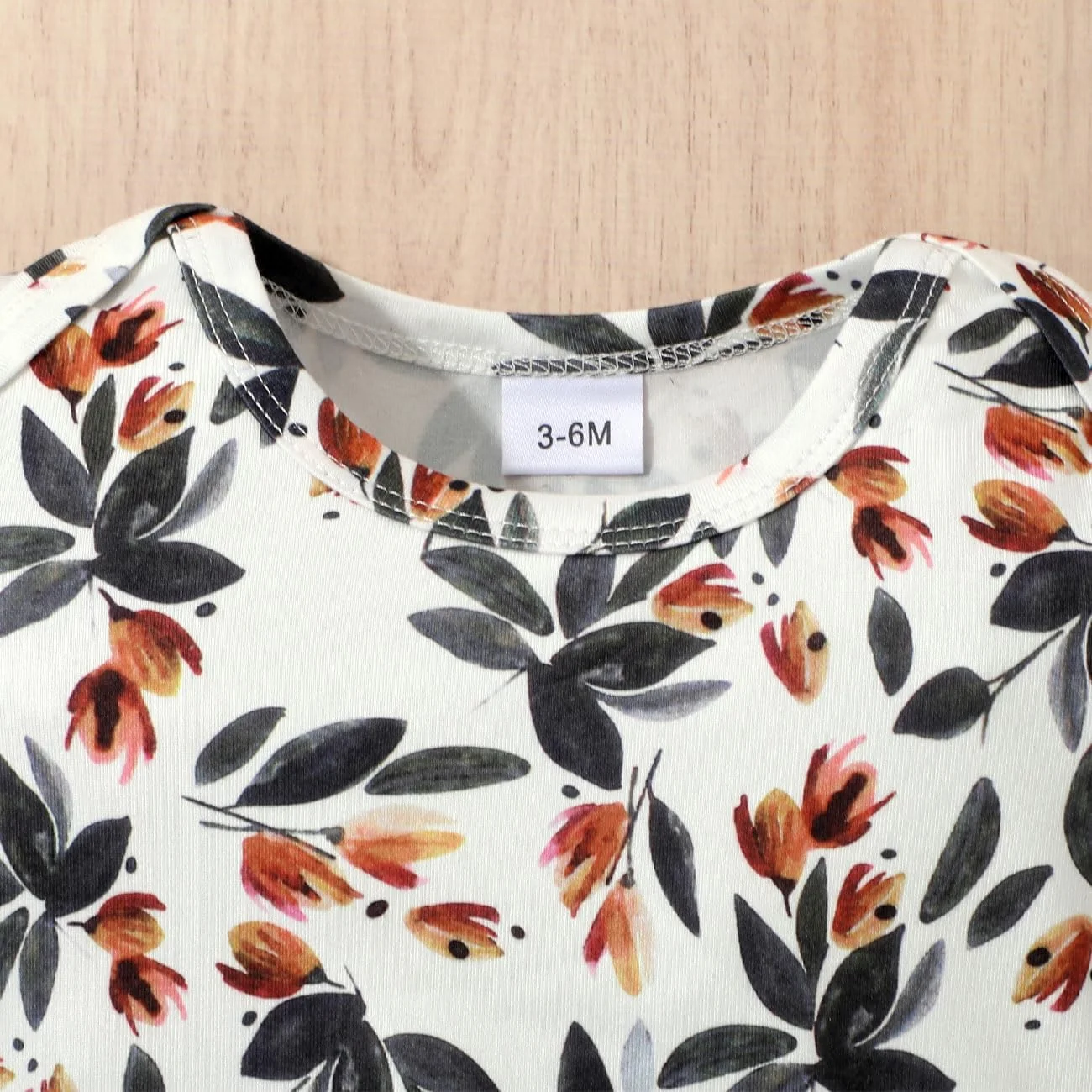 HEOXIN Baby Girl Bodysuit Bodysuit Clothes Autumn Clothing Long Sleeve Flower Bodysuit Top with Corduroy Dungarees Skirt Bow + Headband 3 Pieces Set, for Babies 3-24 Months, Green