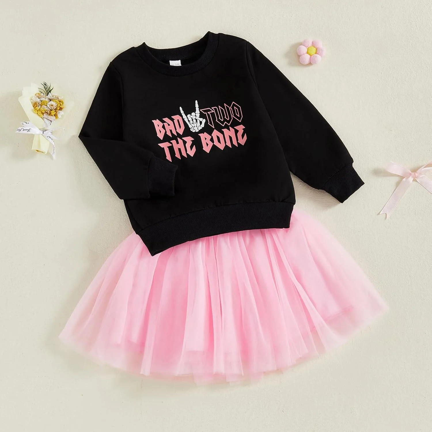 لباس تولد دو سالگی دخترانه، تیشرت آستین کوتاه طرح "Bad Two The Bone" با دامن توری، لباس تولد زیبا 2 تکه