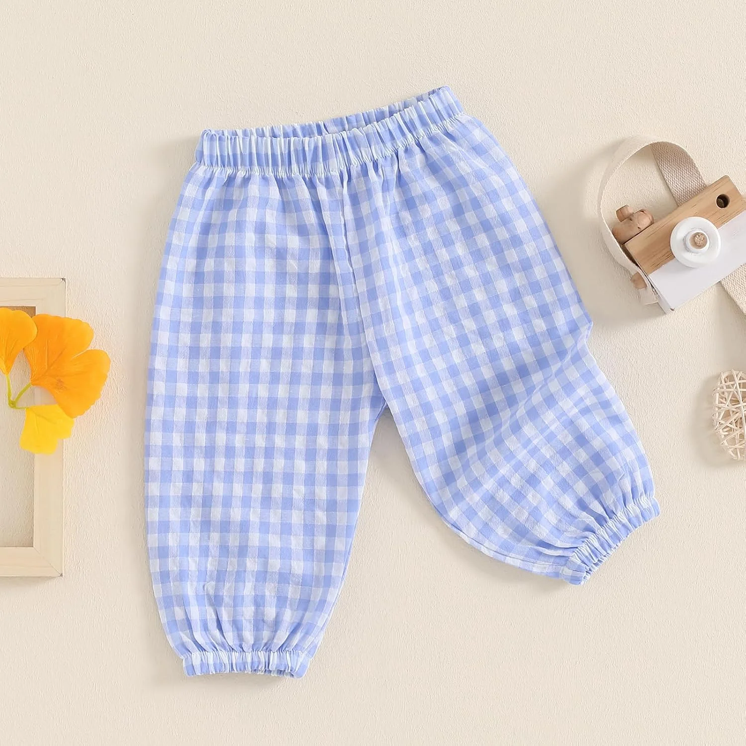 شلوار کتان نخی بچه گانه، طرح چهارخانه، کمر کشی، مدل فانوسی، مناسب بهار و تابستان شلوار کتان نخی بچه گانه، طرح چهارخانه، کمر کشی، مدل فانوسی، مناسب بهار و تابستان