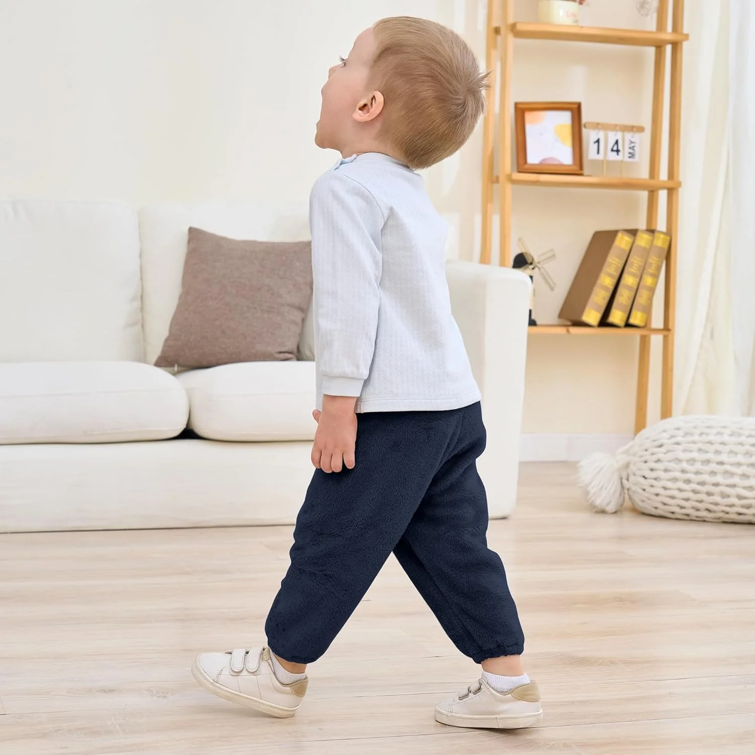 شلوار پسرانه مخمل خواب دار DREAM BUS، شلوار جاگر نوزادی با بافت نرم، ساق شلواری مناسب بازی نوزاد، شلوار گرم کن بچه گانه اسپرت