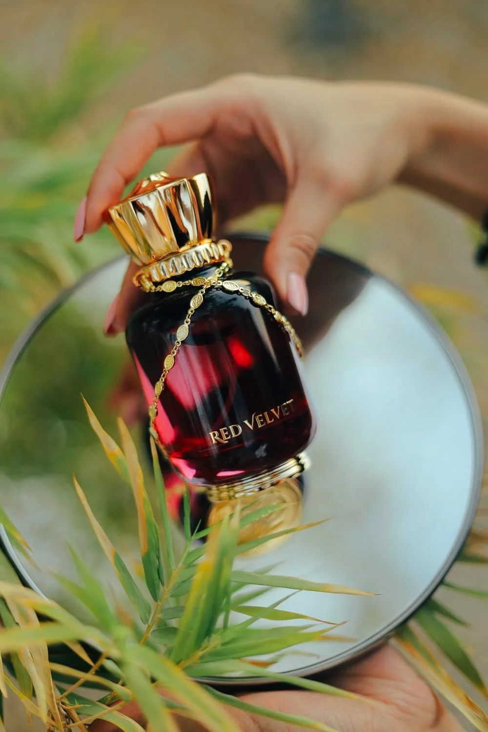 ادکلن ماندگار رد ولوت Maison Asrar، ادو پرفیوم ۱۰۰ میلی لیتر، از گلف ارکید پرفیوم، مناسب بانوان و آقایان