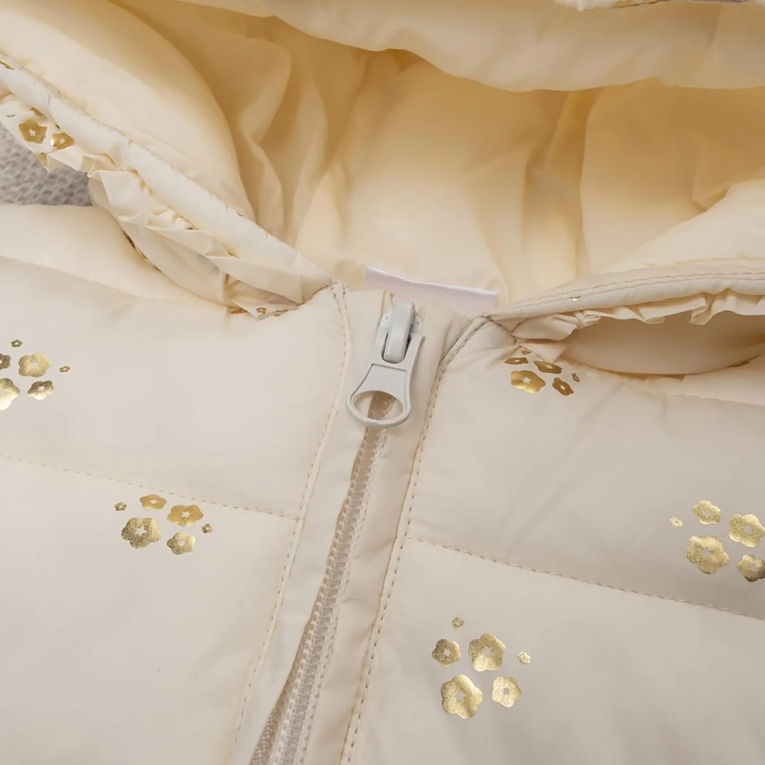 کاپشن سبک وزن دخترانه پریناتال با کلاه و زیپ، ایده آل برای پاییز