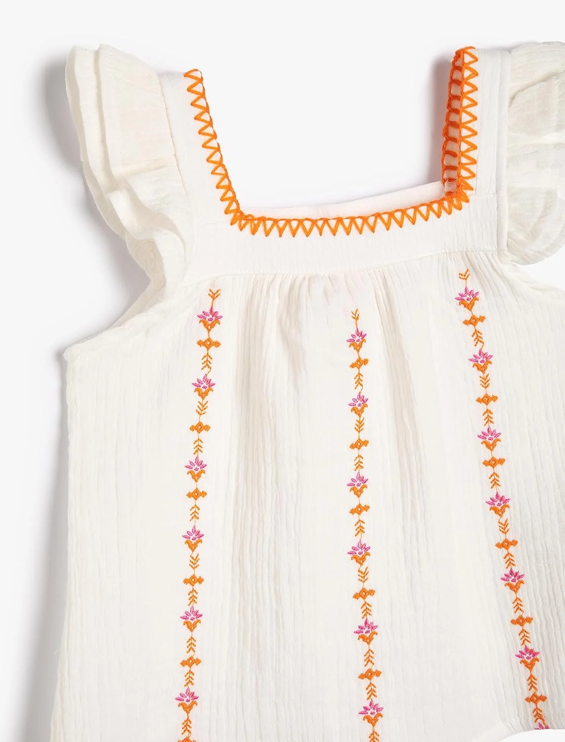 بلوز دخترانه KOTON، بلوز بدون آستین چین دار با گلدوزی گل، پارچه موسلین نخی بلوز دخترانه KOTON، بلوز بدون آستین چین دار با گلدوزی گل، پارچه موسلین نخی