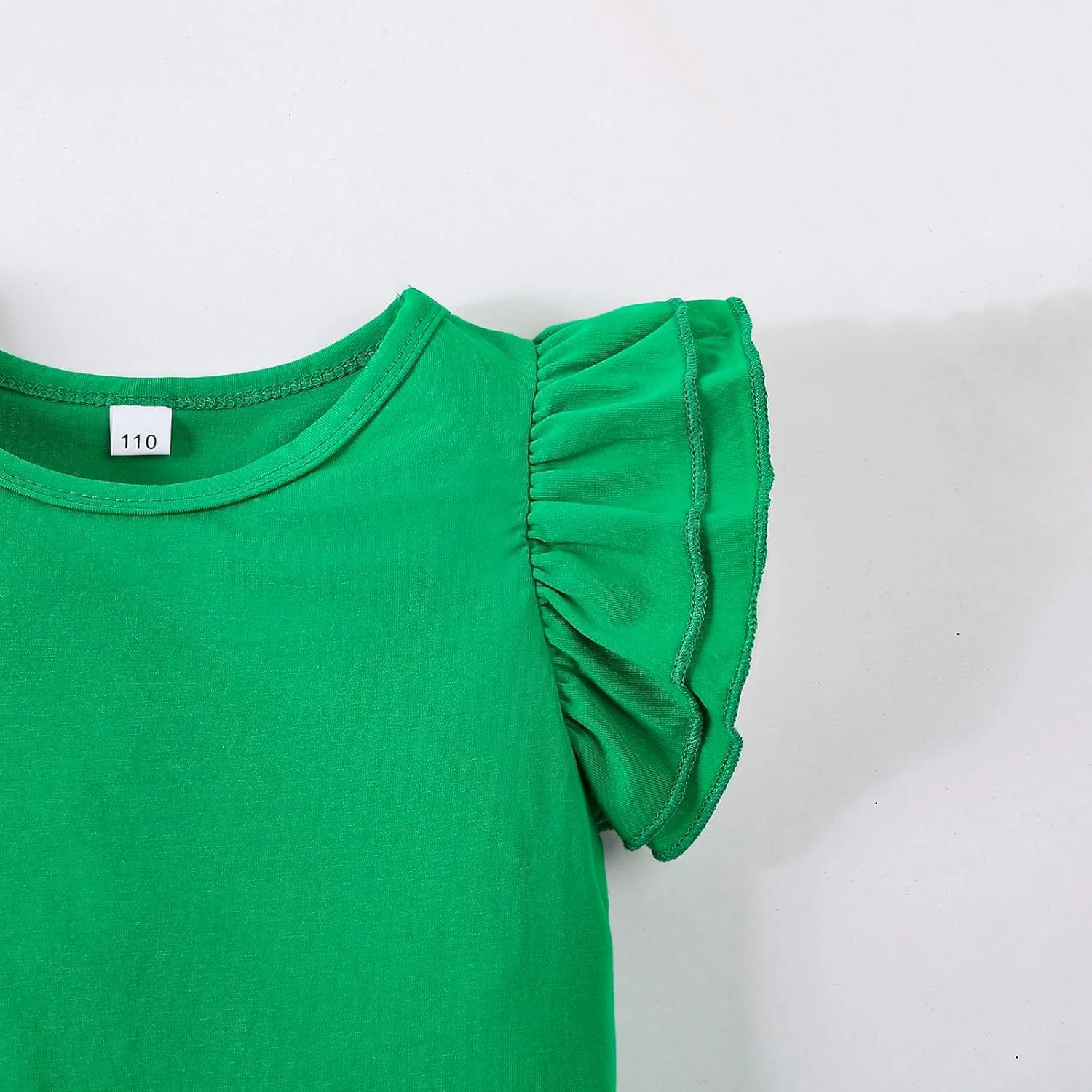 بلوز آستین کوتاه دخترانه بچه گانه یقه گرد چین دار - مناسب 12 ماه تا 7 سال بلوز آستین کوتاه دخترانه بچه گانه یقه گرد چین دار - مناسب 12 ماه تا 7 سال