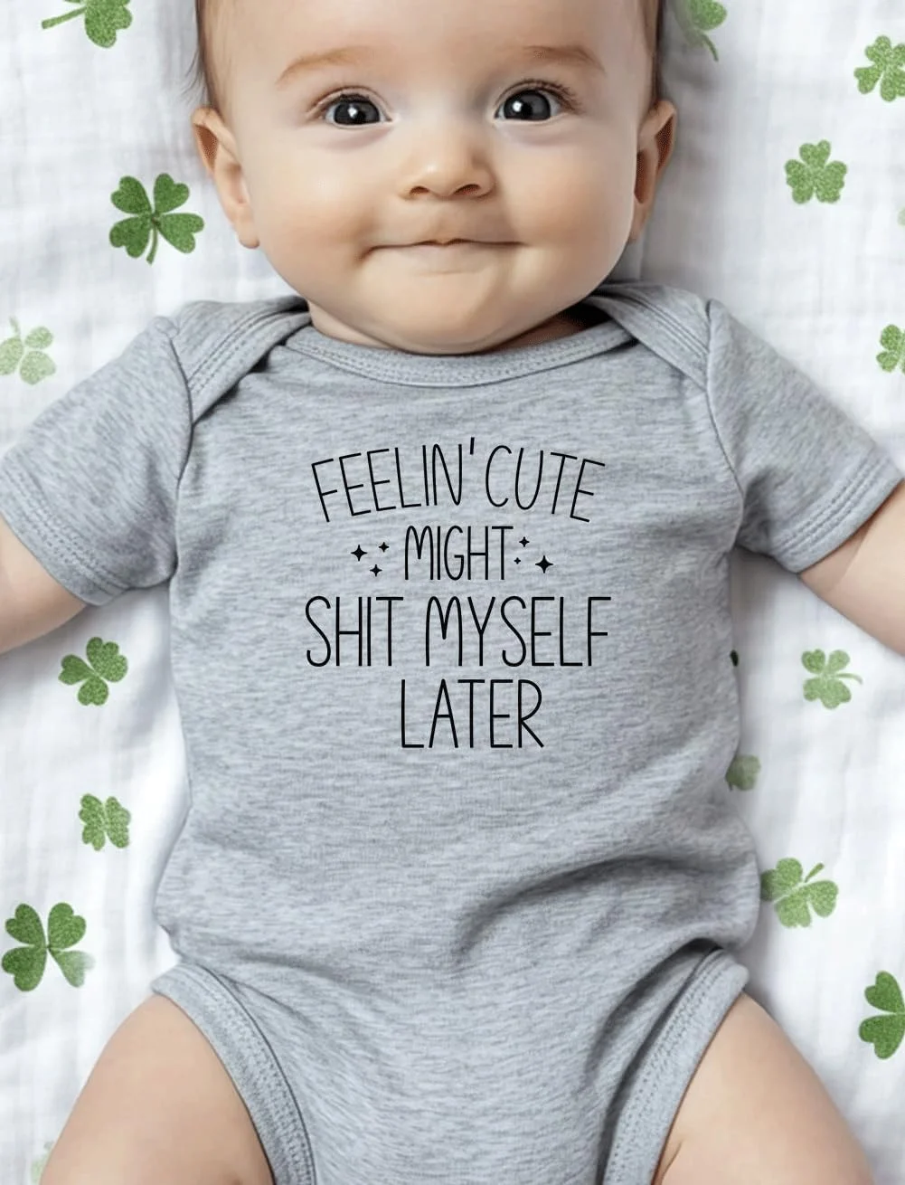 لباس سرهمی آستین کوتاه نوزادی پسرانه و دخترانه با طرح حروف بامزه، مناسب برای اعلام بارداری لباس سرهمی آستین کوتاه نوزادی پسرانه و دخترانه با طرح حروف بامزه، مناسب برای اعلام بارداری