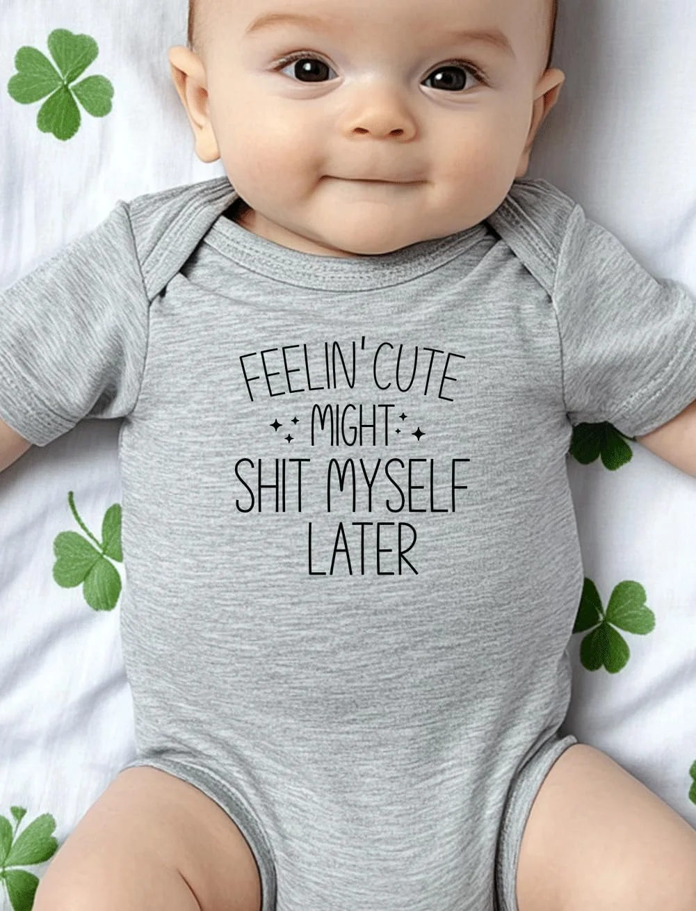 لباس سرهمی آستین کوتاه نوزادی پسرانه و دخترانه با طرح حروف بامزه، مناسب برای اعلام بارداری لباس سرهمی آستین کوتاه نوزادی پسرانه و دخترانه با طرح حروف بامزه، مناسب برای اعلام بارداری