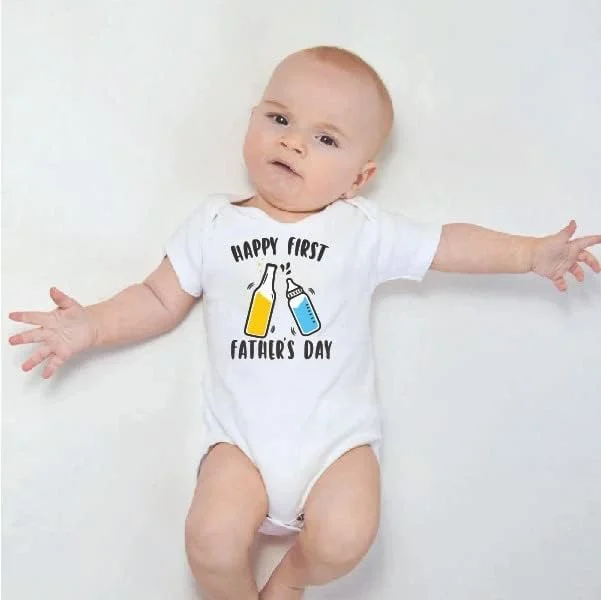 لباس سرهمی نوزادی گیفت میت طرح "اولین روز پدر مبارک"، مناسب برای عکس برداری و هدیه روز پدر (سایز 3 تا 6 ماه) لباس سرهمی نوزادی گیفت میت طرح "اولین روز پدر مبارک"، مناسب برای عکس برداری و هدیه روز پدر (سایز 3 تا 6 ماه)