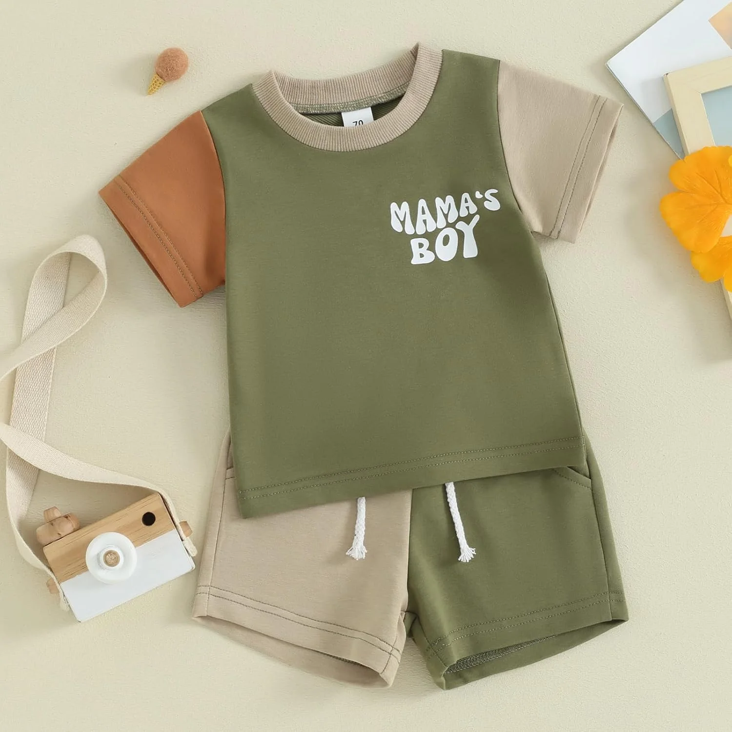 ست لباس تابستانی پسرانه FYBITBO شامل تیشرت آستین کوتاه با طرح حروف بامزه و شلوارک یکرنگ