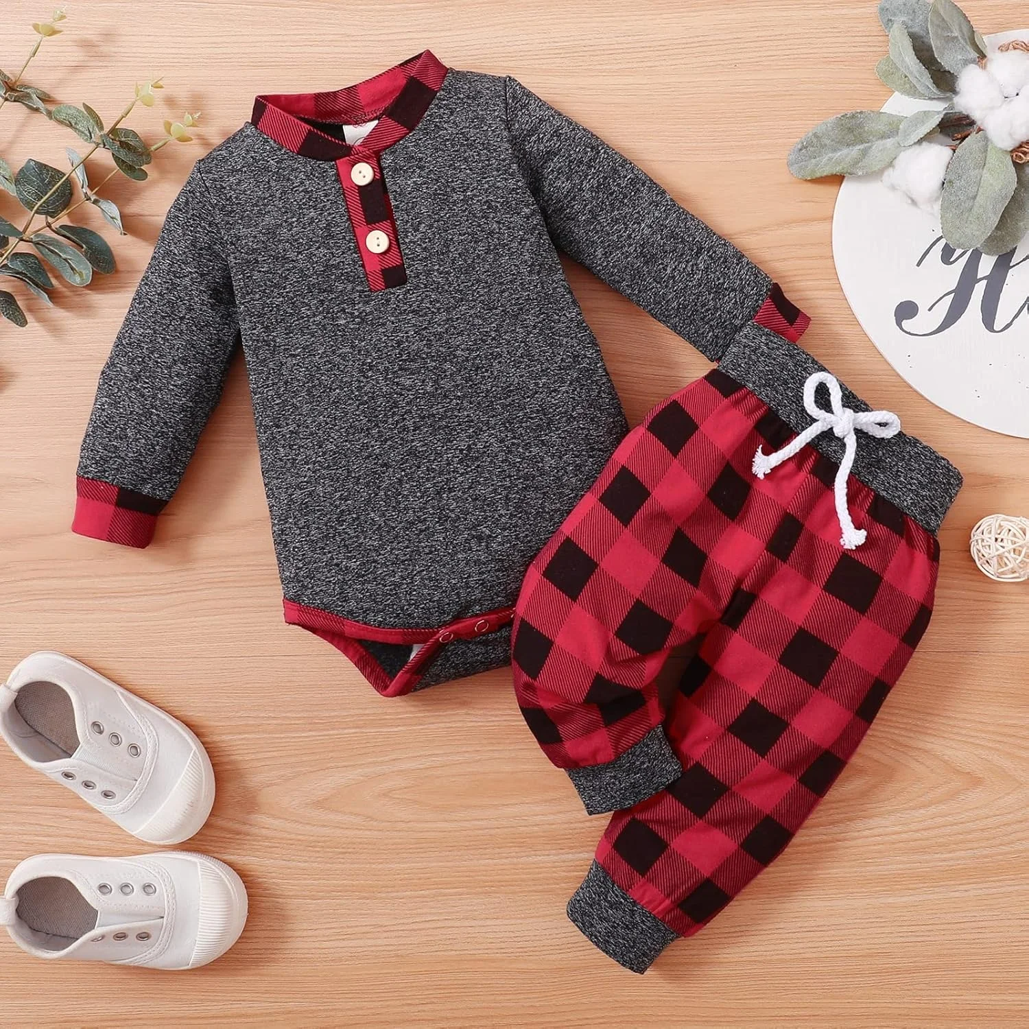لباس نوزادی پسرانه FOCICI، ست لباس های پاییزی و زمستانی نوزاد پسر شامل رامپر آستین بلند دکمه دار و شلوار چهارخانه، 2 تکه