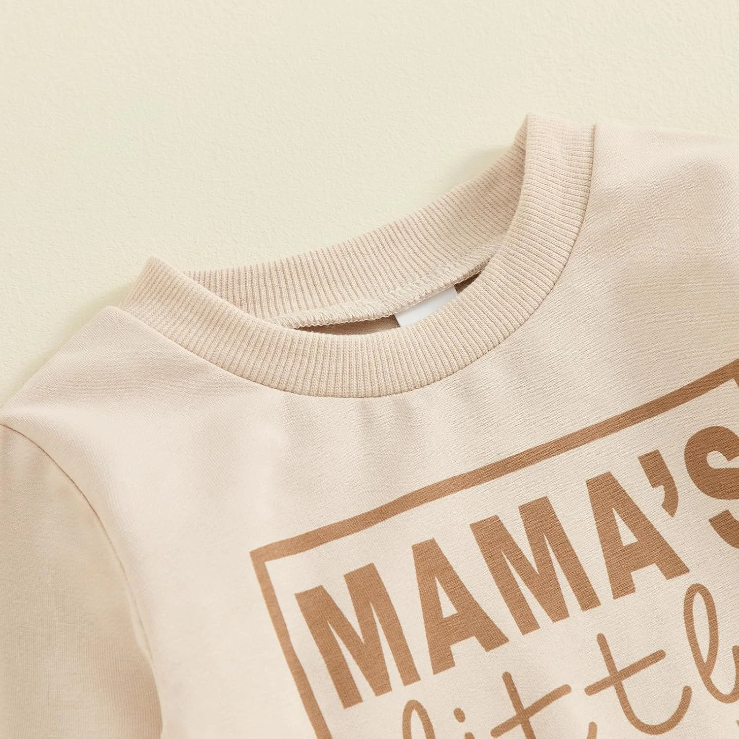 ست لباس پسرانه بچه گانه شامل بلوز آستین بلند طرح Mamas Little Man و شلوار جاگر مناسب فصل پاییز و زمستان