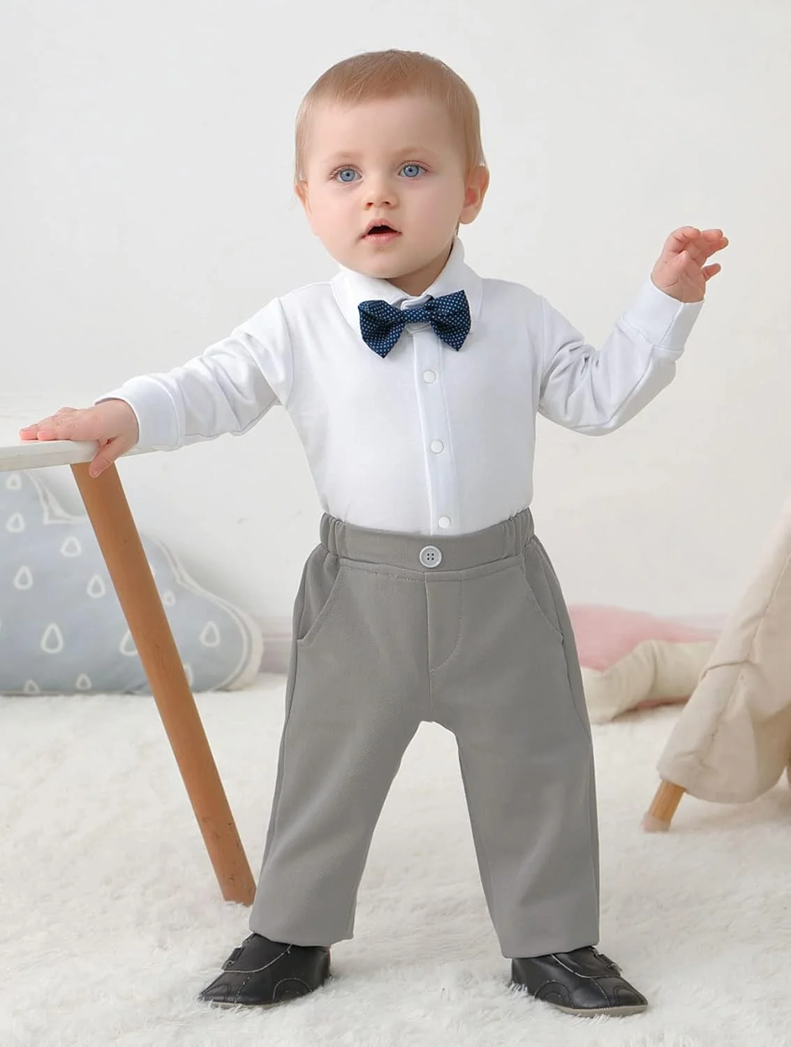 ست لباس پسرانه نوزادی 3 تا 18 ماه، رامپر آستین بلند جنتلمن، سرهمی، شلوار و پاپیون، ست لباس رسمی تاکسیدو برای پسران