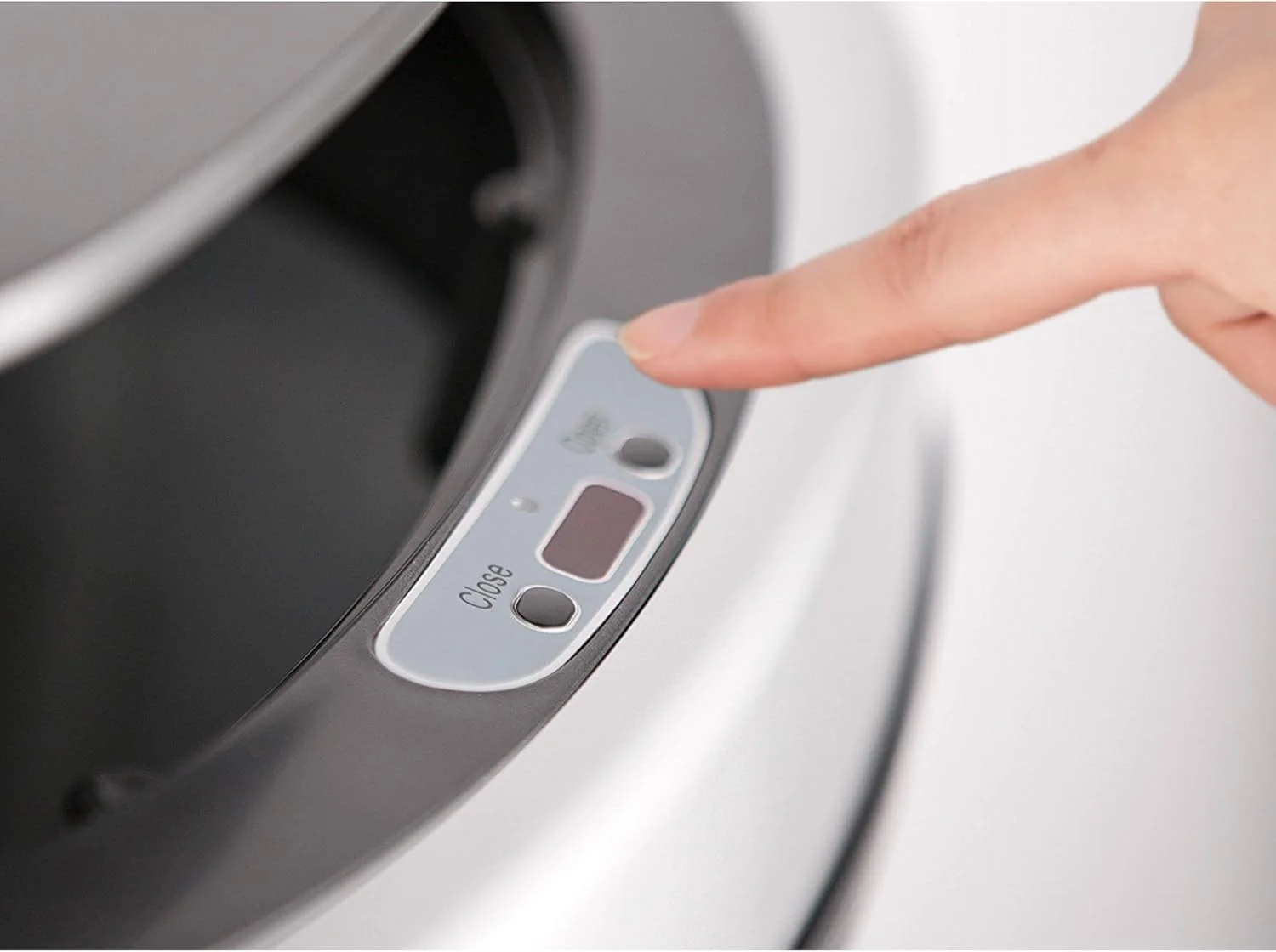 سطل زباله اتوماتیک بدون لمس سنسور حرکتی مادون قرمز NINESTARS DZT-50-9، ظرفیت 50 لیتری (13 گالن)، پایه استیل ضد زنگ (بیضی، درب نقره ای/مشکی) سطل زباله اتوماتیک بدون لمس سنسور حرکتی مادون قرمز NINESTARS DZT-50-9، ظرفیت 50 لیتری (13 گالن)، پایه استیل ضد زنگ (بیضی، درب نقره ای/مشکی)