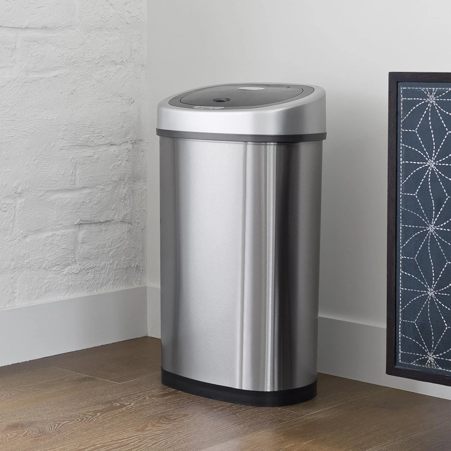 سطل زباله اتوماتیک بدون لمس سنسور حرکتی مادون قرمز NINESTARS DZT-50-9، ظرفیت 50 لیتری (13 گالن)، پایه استیل ضد زنگ (بیضی، درب نقره ای/مشکی) سطل زباله اتوماتیک بدون لمس سنسور حرکتی مادون قرمز NINESTARS DZT-50-9، ظرفیت 50 لیتری (13 گالن)، پایه استیل ضد زنگ (بیضی، درب نقره ای/مشکی)