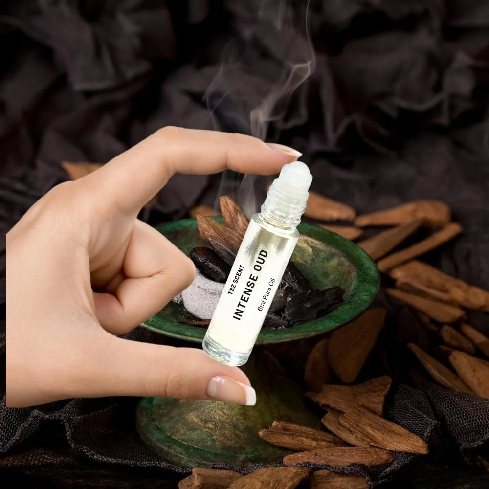 روغن عطر مردانه و زنانه تی اس زد Scent Mystique با رایحه عود - 6 میلی لیتر، عطر خالص رولی، رایحه ماندگار عنبر و وانیل روغن عطر مردانه و زنانه تی اس زد Scent Mystique با رایحه عود - 6 میلی لیتر، عطر خالص رولی، رایحه ماندگار عنبر و وانیل
