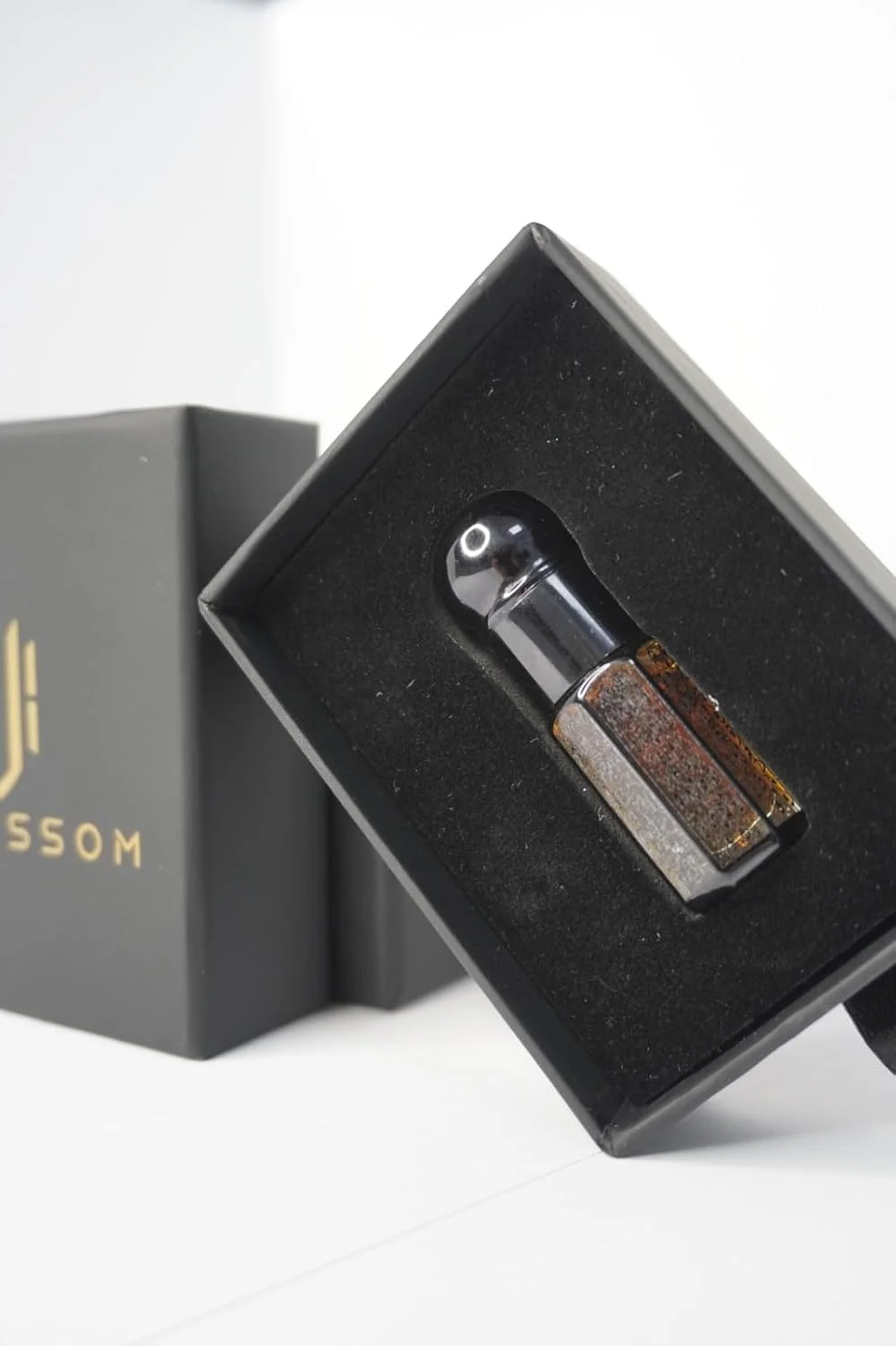 Jh Blossom Dehn Oud Shuyookhi عطر عود مردانه و زنانه Blossom Oud Intense، اسپری بدن با رایحه عود ماندگار - عطر اسپری унисекс - همراه با عطرهای لوکس 3 میلی لیتری مردانه و زنانه