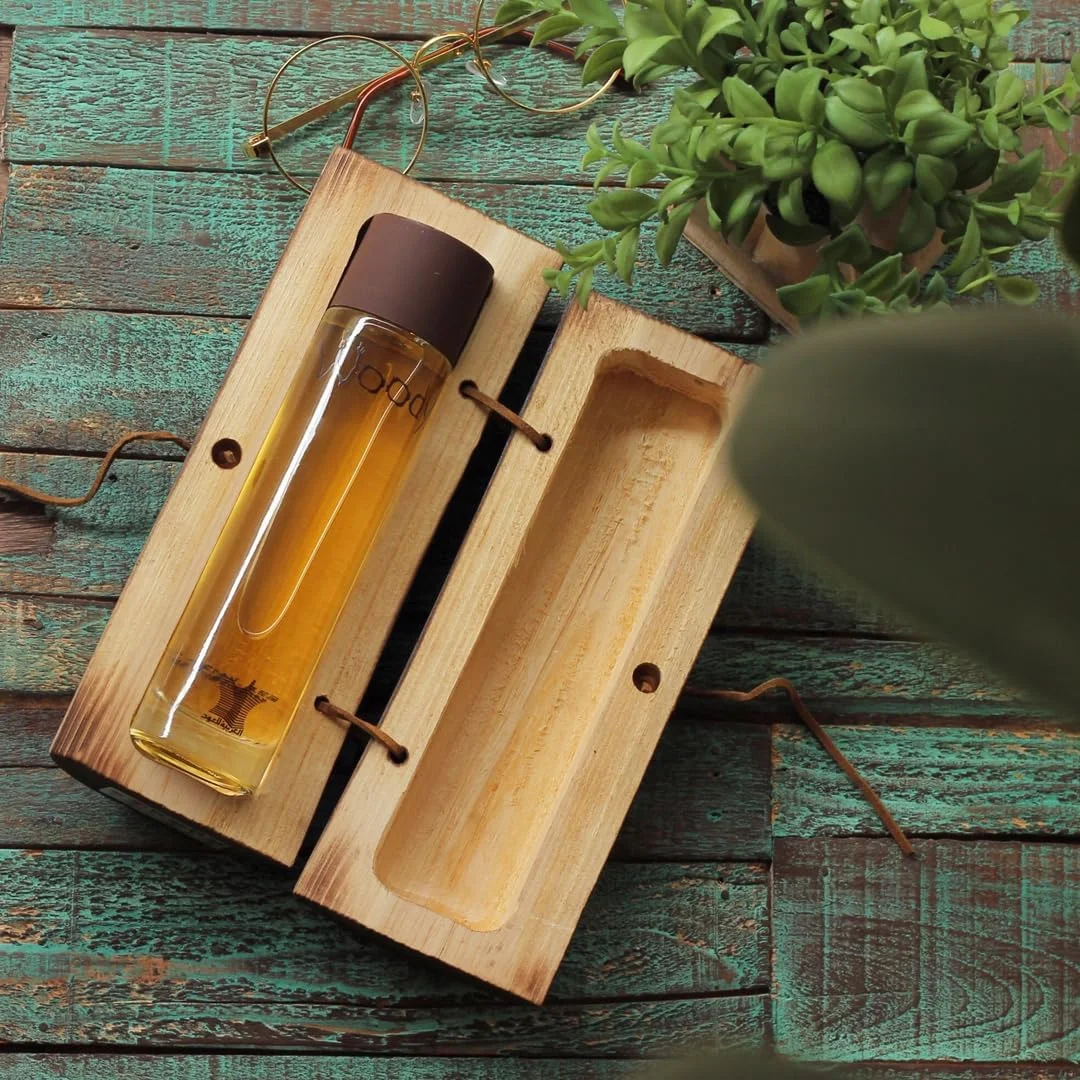 عطر عود عربی وودی زنانه - 100 میلی لیتر عطر عود عربی وودی زنانه - 100 میلی لیتر
