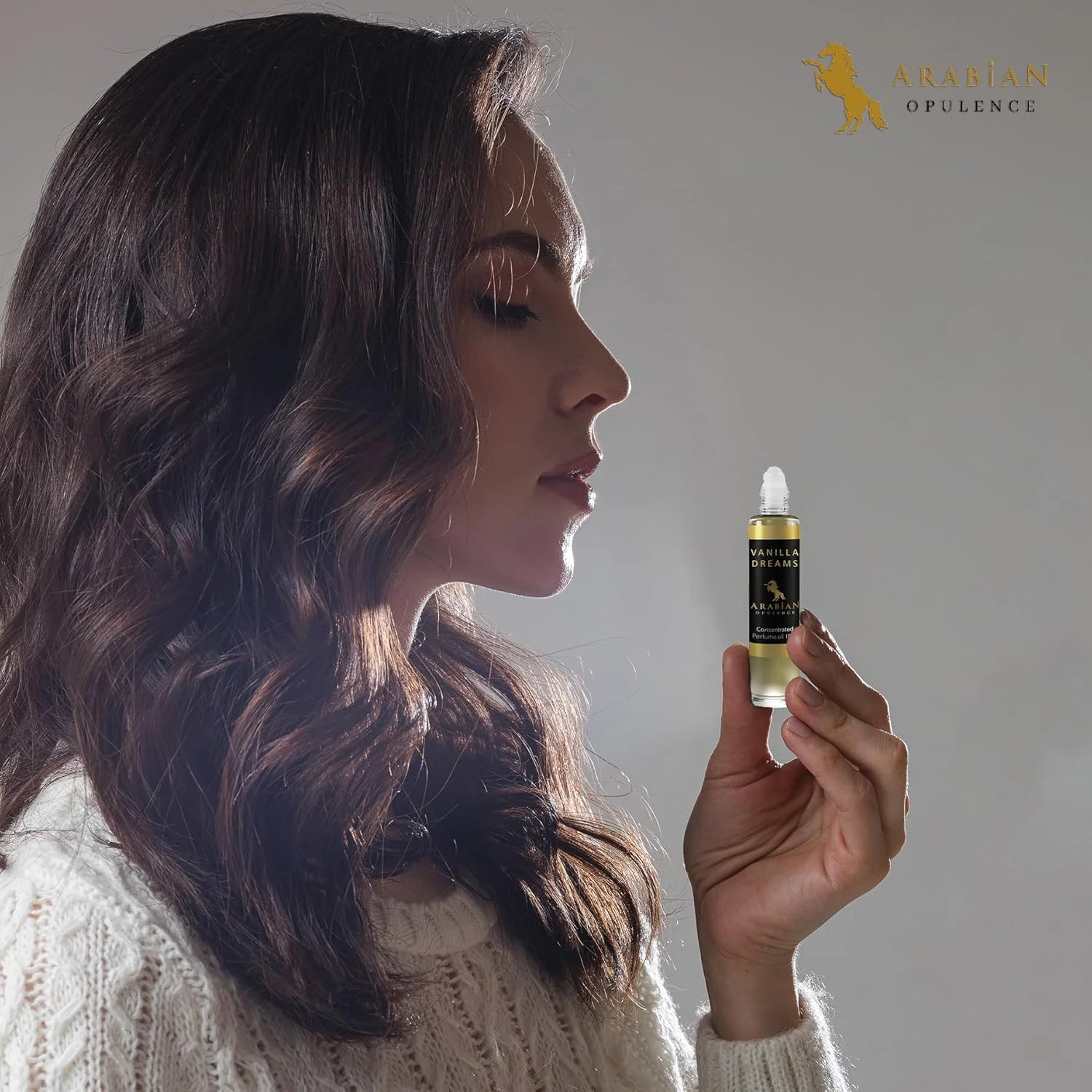عطر روغنی رولی Arabian Opulence FR99 Vanilla Dreams، روغن بدن معطر غلیظ، عطر روغنی ماندگار برای زنان، بطری عطر ملایم بدون الکل سایز مسافرتی (15 میلی لیتر) عطر روغنی رولی Arabian Opulence FR99 Vanilla Dreams، روغن بدن معطر غلیظ، عطر روغنی ماندگار برای زنان، بطری عطر ملایم بدون الکل سایز مسافرتی (15 میلی لیتر)