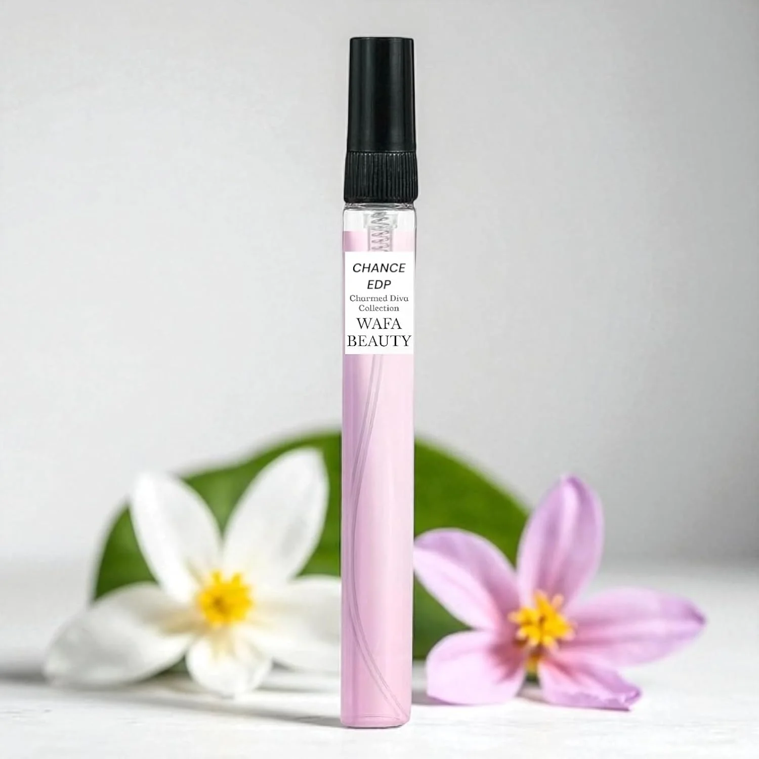 عطر ادو پرفیوم زنانه وفا بیوتی چنس - عطر جیبی - 10 میلی لیتر | مجموعه چارمد دیوا | رایحه ماندگار و مناسب سفر