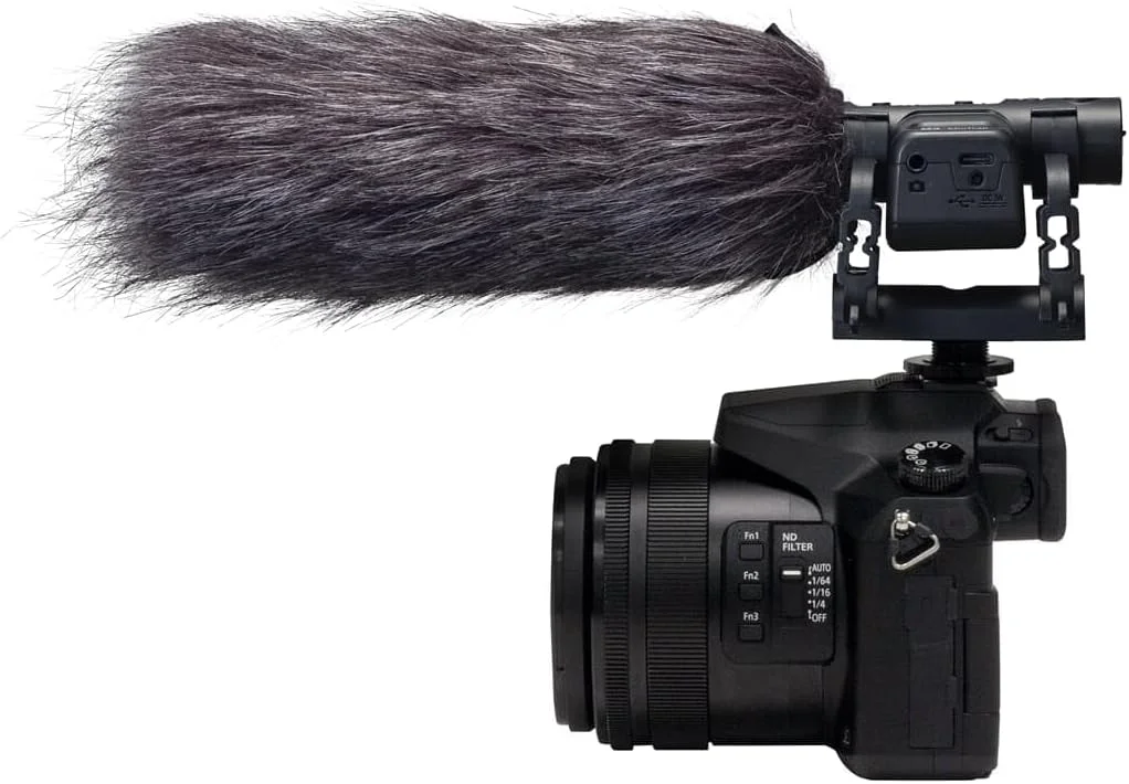 محافظ باد ZOOM WSU-2 ساخته شده از خز مصنوعی برای ضبط کننده های موبایل و میکروفون های شاتگان - کیفیت صدای واضح و بدون نویز باد هنگام ضبط در فضای باز محافظ باد ZOOM WSU-2 ساخته شده از خز مصنوعی برای ضبط کننده های موبایل و میکروفون های شاتگان - کیفیت صدای واضح و بدون نویز باد هنگام ضبط در فضای باز