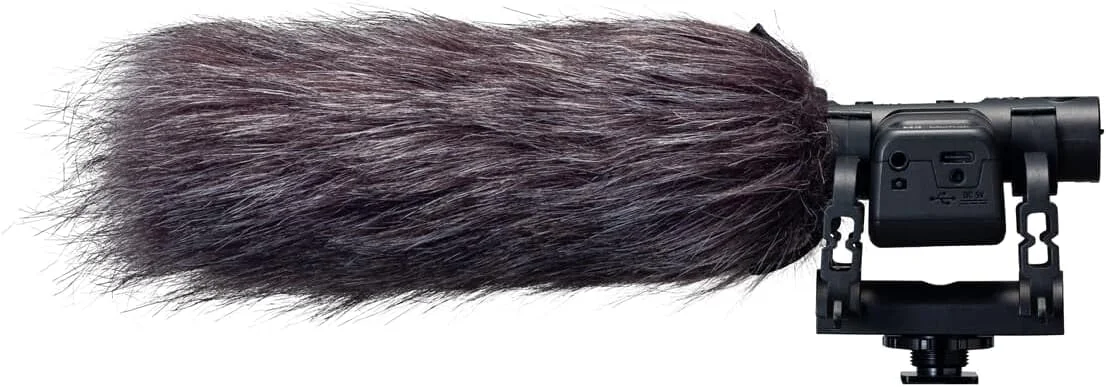 محافظ باد ZOOM WSU-2 ساخته شده از خز مصنوعی برای ضبط کننده های موبایل و میکروفون های شاتگان - کیفیت صدای واضح و بدون نویز باد هنگام ضبط در فضای باز محافظ باد ZOOM WSU-2 ساخته شده از خز مصنوعی برای ضبط کننده های موبایل و میکروفون های شاتگان - کیفیت صدای واضح و بدون نویز باد هنگام ضبط در فضای باز