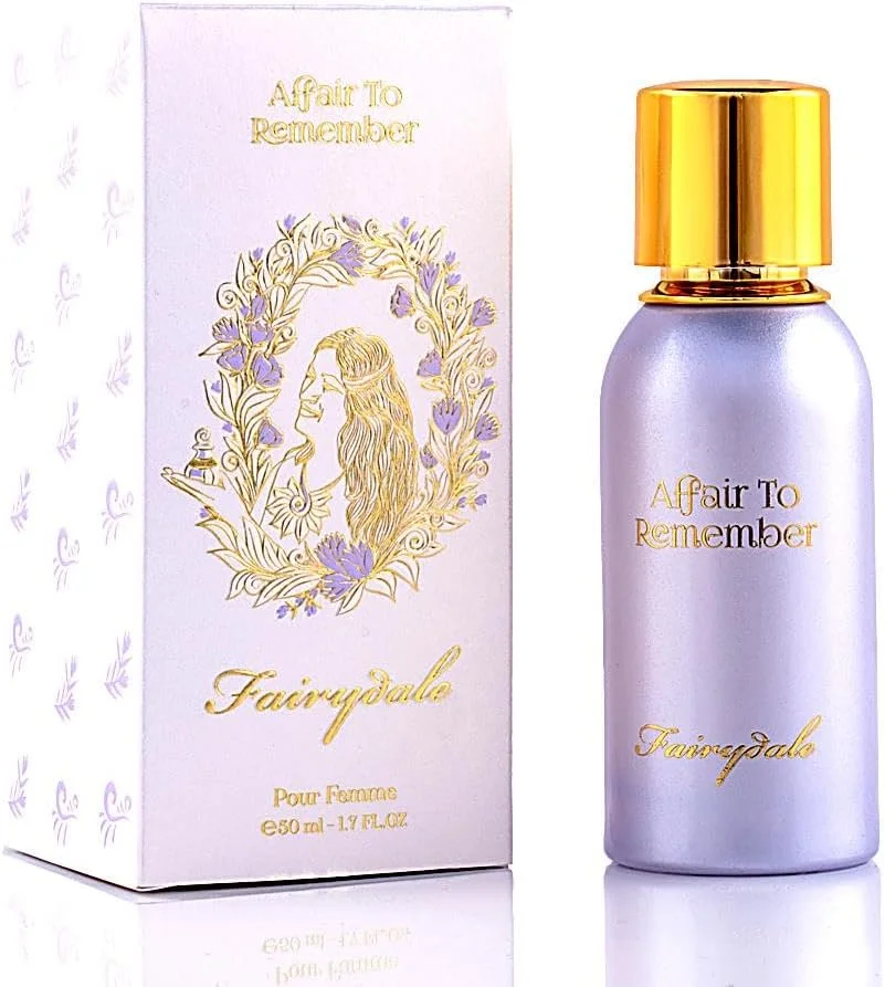 مجموعه "PEARL COLLECTION" از Fairydale شامل 2 عطر با کیفیت عالی - "AFFAIR TO REMEMBER" و "BEAUTY HAS NO EXPIRY". هر دو عطر بسیار غلیظ بوده و در بطری های 50 میلی لیتری با رنگ مرواریدی عرضه می شوند.