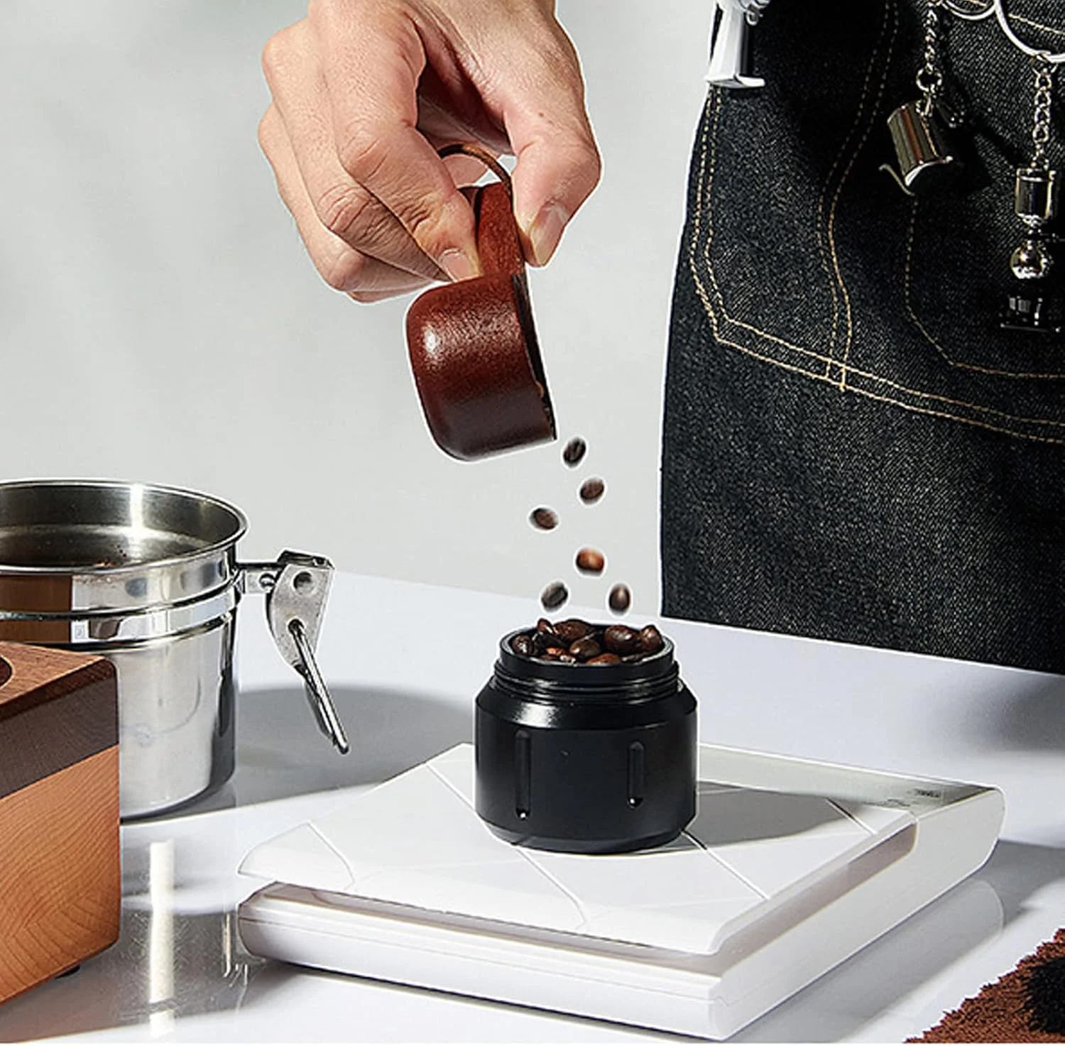 ترازوی آشپزخانه دیجیتال fannay، ترازوی قهوه با نمایشگر دوگانه دقت 0.1 گرم، رابط USB، 3 واحد برای سالاد (سفید)