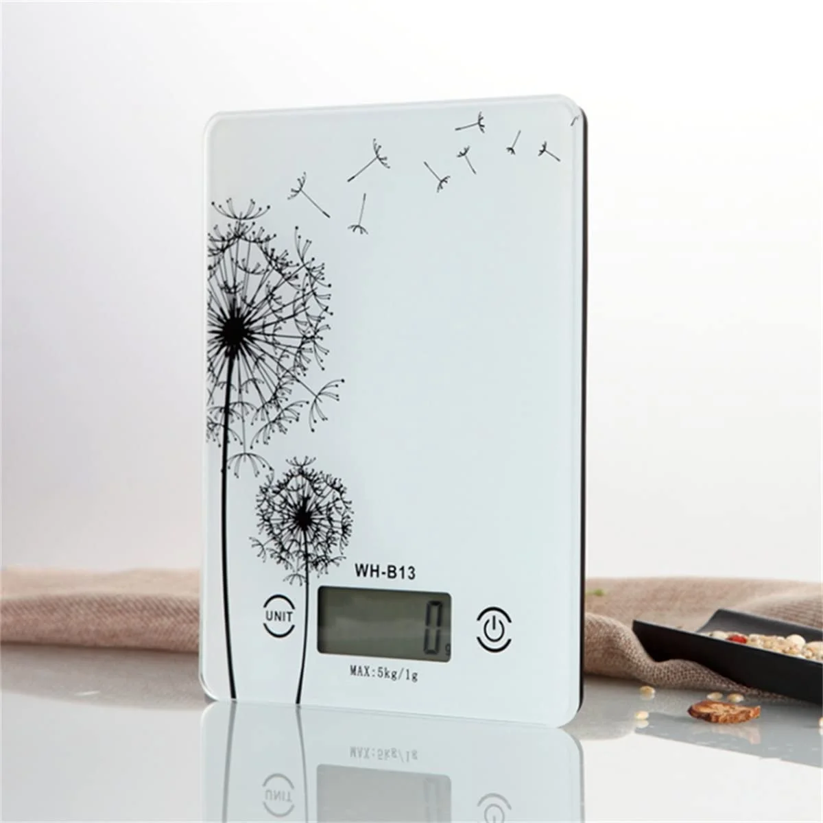 ترازوی آشپزخانه دیجیتال الکترونیکی قابل حمل خانگی eWINNER با صفحه نمایش LCD، ظرفیت 5 کیلوگرم و دقت 1 گرم، مناسب برای وزن کردن مواد غذایی و رژیم غذایی، ابزار آشپزی با صفحه لمسی، تمیز کردن آسان و شیشه حرارت دیده ضد آب (5 کیلوگرم / 1 گرم) ترازوی آشپزخانه دیجیتال الکترونیکی قابل حمل خانگی eWINNER با صفحه نمایش LCD، ظرفیت 5 کیلوگرم و دقت 1 گرم، مناسب برای وزن کردن مواد غذایی و رژیم غذایی، ابزار آشپزی با صفحه لمسی، تمیز کردن آسان و شیشه حرارت دیده ضد آب (5 کیلوگرم / 1 گرم)