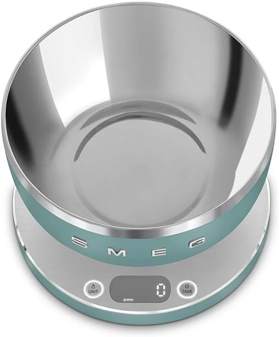 ترازوی دیجیتال آنالوگ Smeg KSC01EGMWW – سبز زمردی، ترازوی دقیق قهوه، نمایشگر خوانا، ایده آل برای اسپرسو، دم کردن و پخت ترازوی دیجیتال آنالوگ Smeg KSC01EGMWW – سبز زمردی، ترازوی دقیق قهوه، نمایشگر خوانا، ایده آل برای اسپرسو، دم کردن و پخت