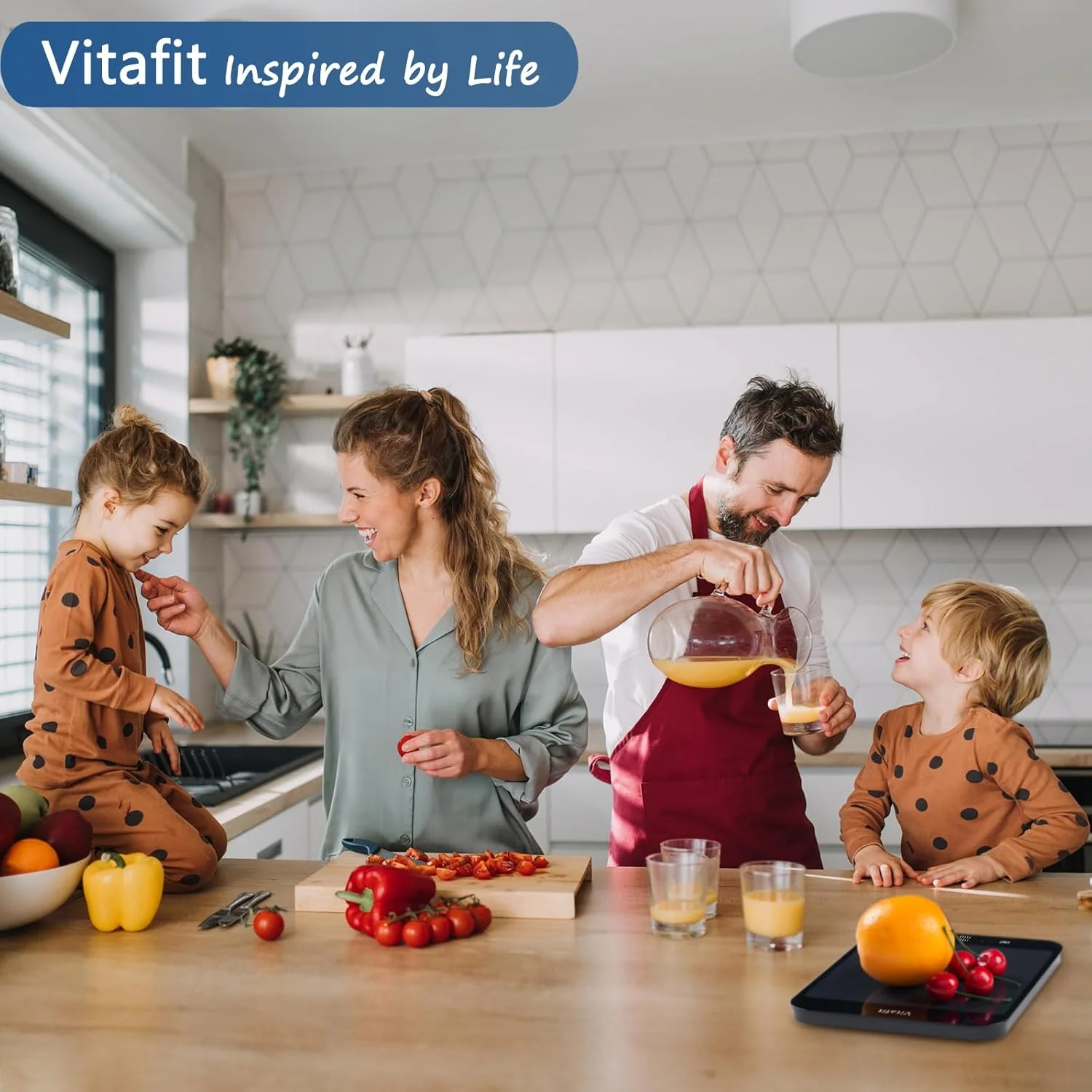 ترازوی آشپزخانه ویتافیت با دقت 1 گرم/0.1 اونس، ظرفیت 15 کیلوگرم، دقت بالا، مناسب برای پخت و پز و شیرینی پزی، نمایشگر LED، مشکی