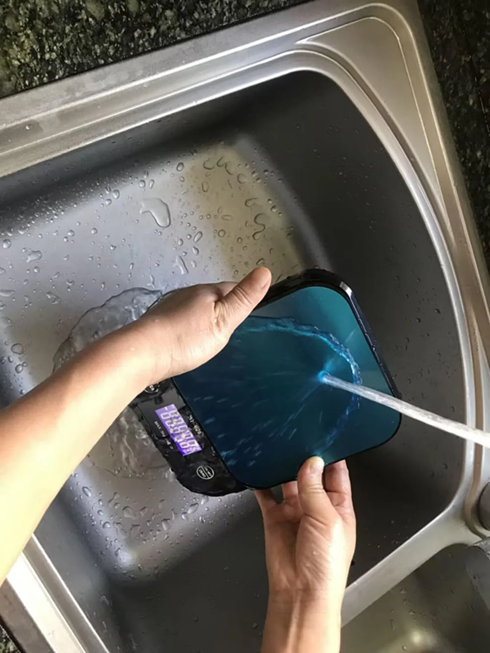 ترازوی غذای ضد آب IP67، دقت بالا 0.01oz/0.1g، ترازوی آشپزی الکترونیکی 11lb/5kg، قابل شستشو، پلت فرم توزین استیل ضد زنگ، ترازوی دیجیتال آشپزخانه قابل شارژ USB برای پخت و پز، شیرینی پزی و غیره.