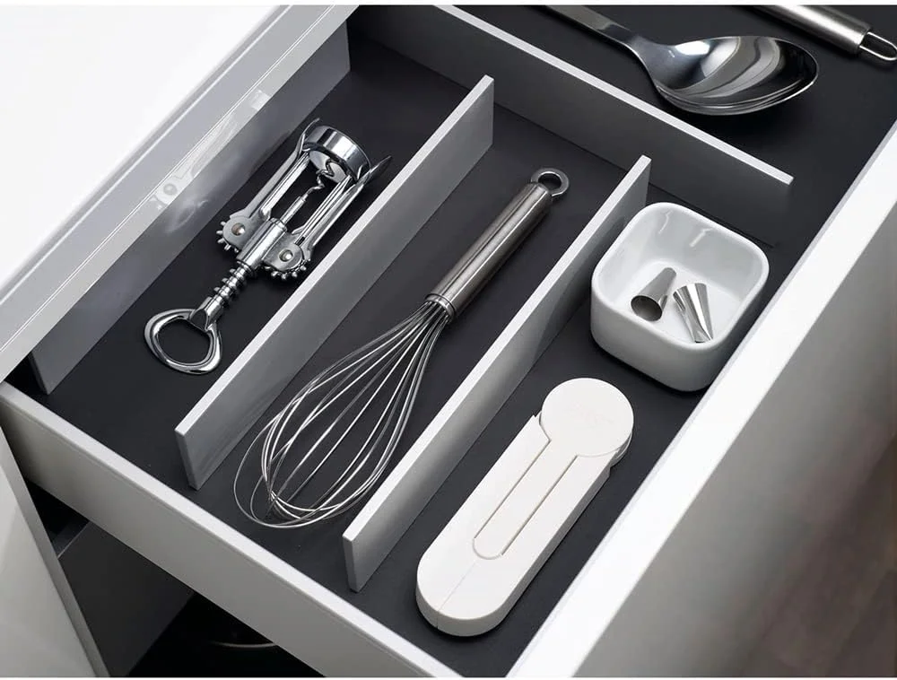 ترازو آشپزخانه دیجیتال جوزف جوزف مدل Tri Scale، تاشو جمع و جور، صرفه جویی در فضا، به همراه باتری، سفید 16 40071