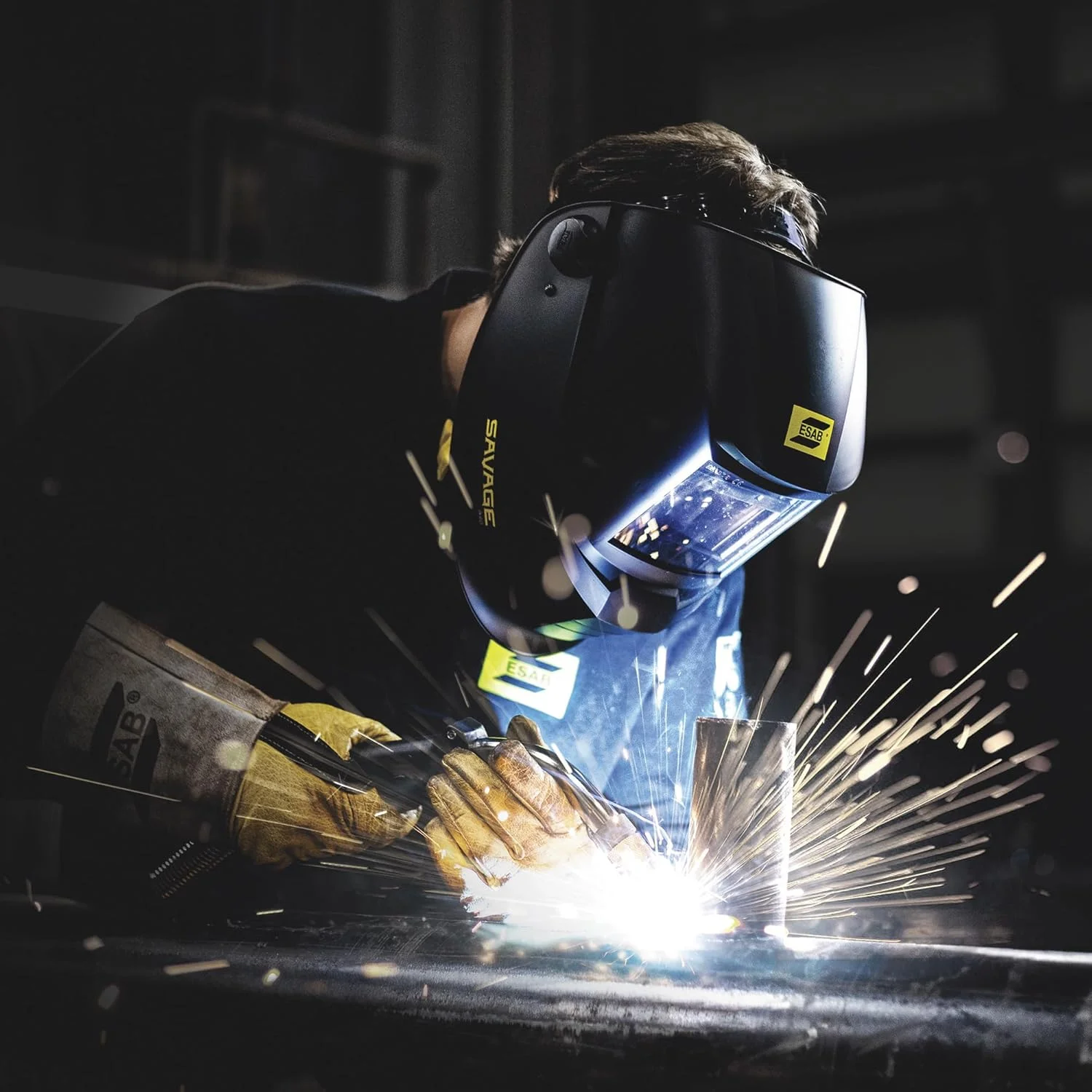 ESAB 0700000490 SAVAGE A40 Black Auto-Darkening Welding Helmet, External Shade Adjustment, Four Arc Sensor Auto Darkening, 3.93" x 1.96" True Color Viewing Lens, Sensitivity/Delay Control