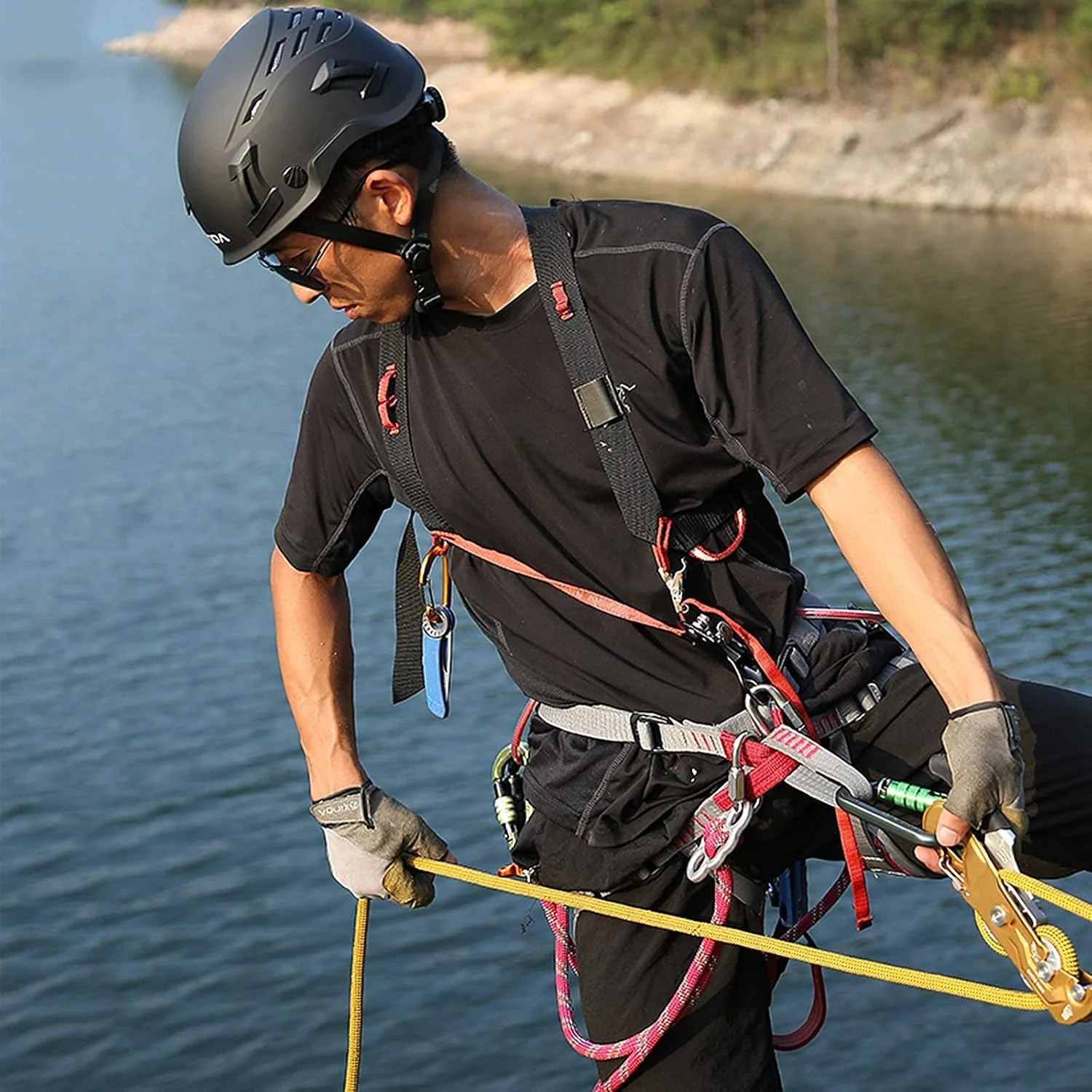هارنس ایمنی سقوط، کمربند ایمنی نیم تنه برای صخره نوردی، محافظت در برابر سقوط، فعالیت های فضای باز، هارنس ایمنی مورد نیاز برای آموزش