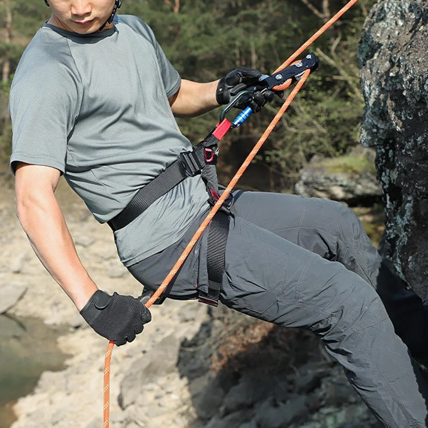 هارنس صخره نوردی، کمربند ایمنی، کمربند ایمنی نیم تنه، کمربند کوهنوردی قابل تنظیم، پشتیبانی سبک وزن و ایمن کمر، تجهیزات حرفه ای کوهنوردی، محافظت در برابر سقوط برای درخت، آتش نشانی و نجات