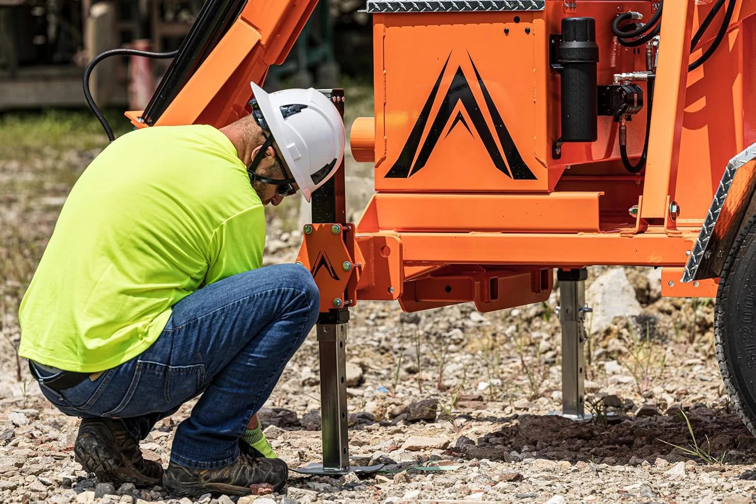 کلاه ایمنی لبه دار کامل نوع 2 کلاس E مدل APEX از Malta Dynamics