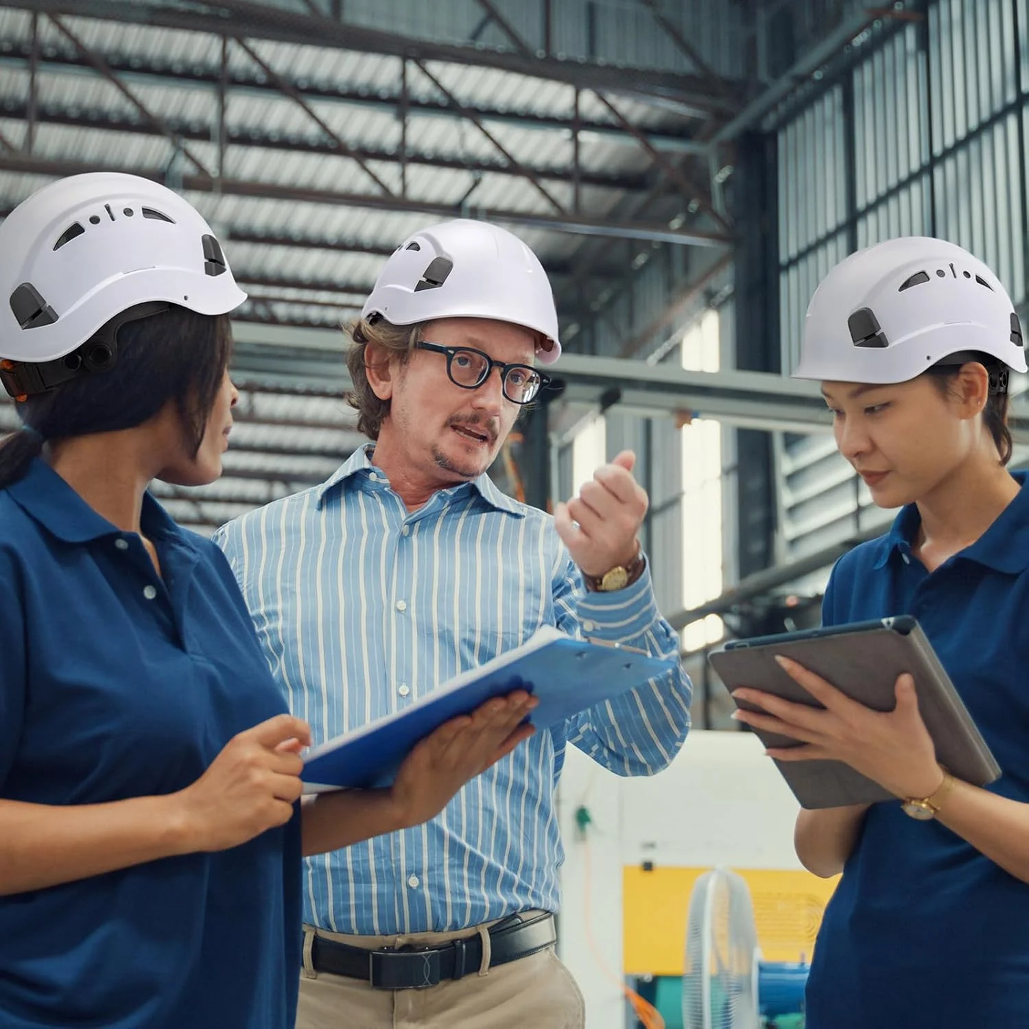 کلاه ایمنی سخت تهویه دار، کلاه کار ABS با سیستم تعلیق 6 نقطه ای قابل تنظیم، دارای گواهینامه ANSI Z89.1 برای ساخت و ساز، صخره نوردی و استفاده صنعتی، سفید