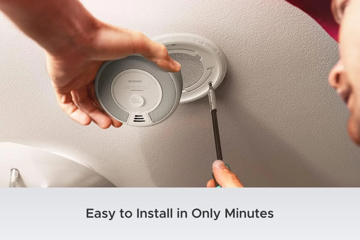 آشکارساز دود و مونوکسید کربن بی‌سیم X-Sense، آلارم آتش و CO با باتری 10 ساله، مدل SC06-W، بسته‌ی 1 عددی