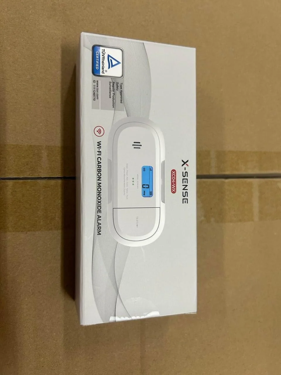 آلارم مونوکسید کربن هوشمند وای فای X-Sense، آشکارساز مونوکسید کربن، اعلان‌های فوری از طریق برنامه امنیتی خانه X-Sense، باتری قابل تعویض، طراحی ایستاده، XC04-WX