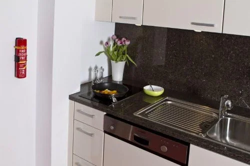 براکت دیواری Prymos 758 مشکی براکت دیواری Prymos 758 مشکی