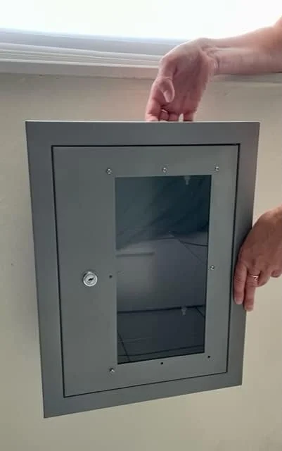 جعبه دسترسی جهانی آلومینیومی ISOP مناسب فضای داخلی و خارجی برای نردبان آتش نشانی، کپسول آتش نشانی یا پتو آتش نشانی - کابینت آتش نشانی دیواری جعبه دسترسی جهانی آلومینیومی ISOP مناسب فضای داخلی و خارجی برای نردبان آتش نشانی، کپسول آتش نشانی یا پتو آتش نشانی - کابینت آتش نشانی دیواری