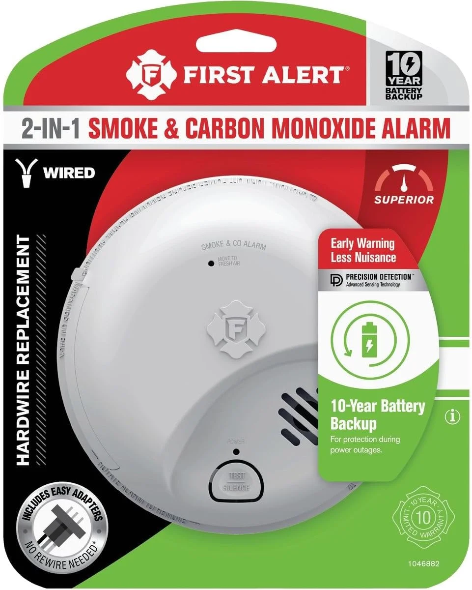 آشکارساز دود و مونوکسید کربن یونیزاسیون First Alert با سیم سخت و باتری پشتیبان 10 ساله