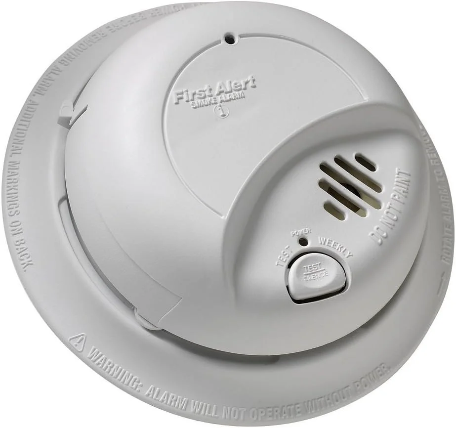 آشکارساز دود سیم کشی شده First Alert BRK 9120B با پشتیبان باتری (3 عدد)
