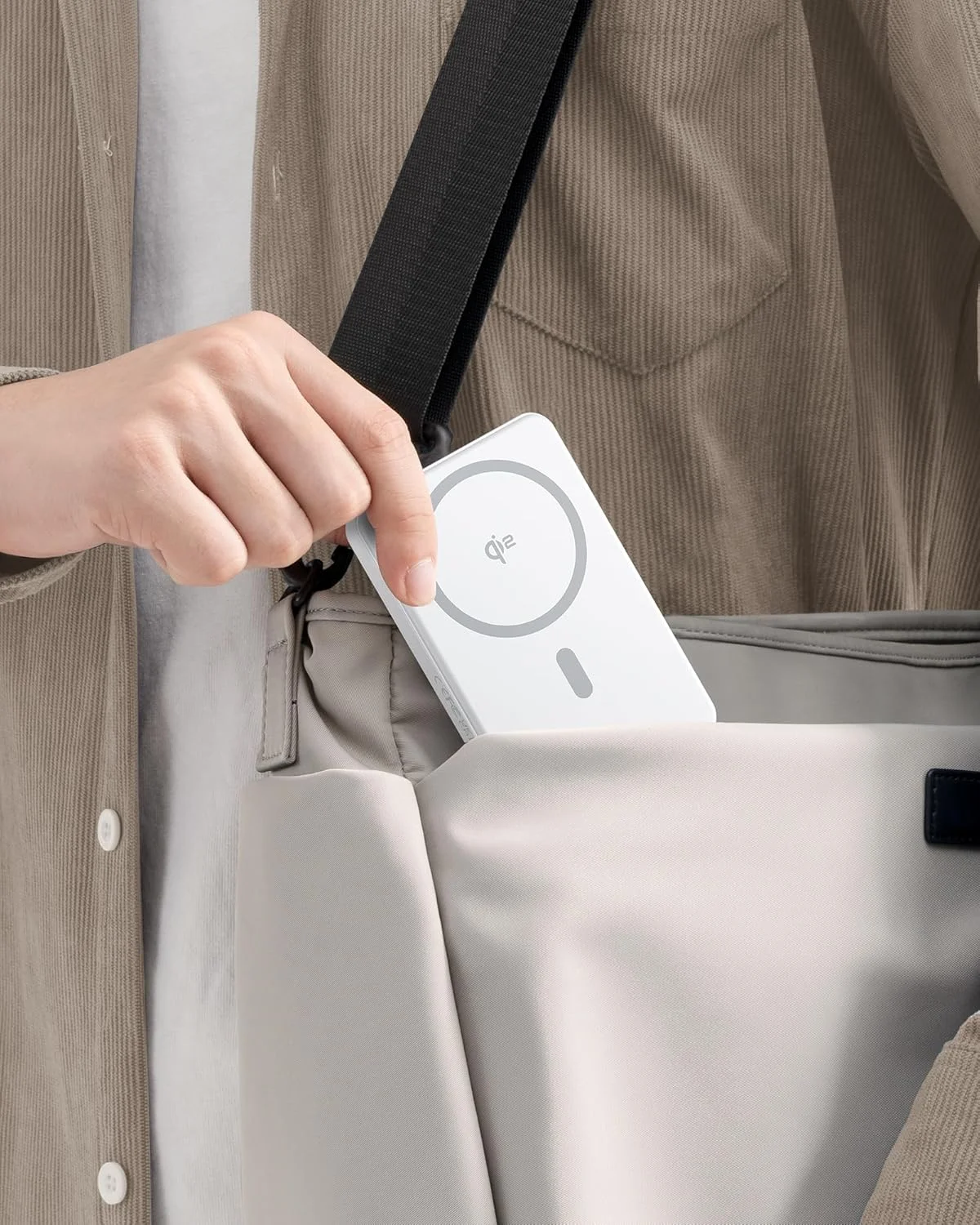 پاور بانک مگ سیف 10000mAh بیسوس Airpow Ⅱ Qi2، شارژر بی سیم 15W، خروجی 22.5W USB-A + 20W USB-C PD، برای آیفون 12–16، سامسونگ، بسته باتری جمع و جور، مورد تایید خطوط هوایی - سفید پاور بانک مگ سیف 10000mAh بیسوس Airpow Ⅱ Qi2، شارژر بی سیم 15W، خروجی 22.5W USB-A + 20W USB-C PD، برای آیفون 12–16، سامسونگ، بسته باتری جمع و جور، مورد تایید خطوط هوایی - سفید