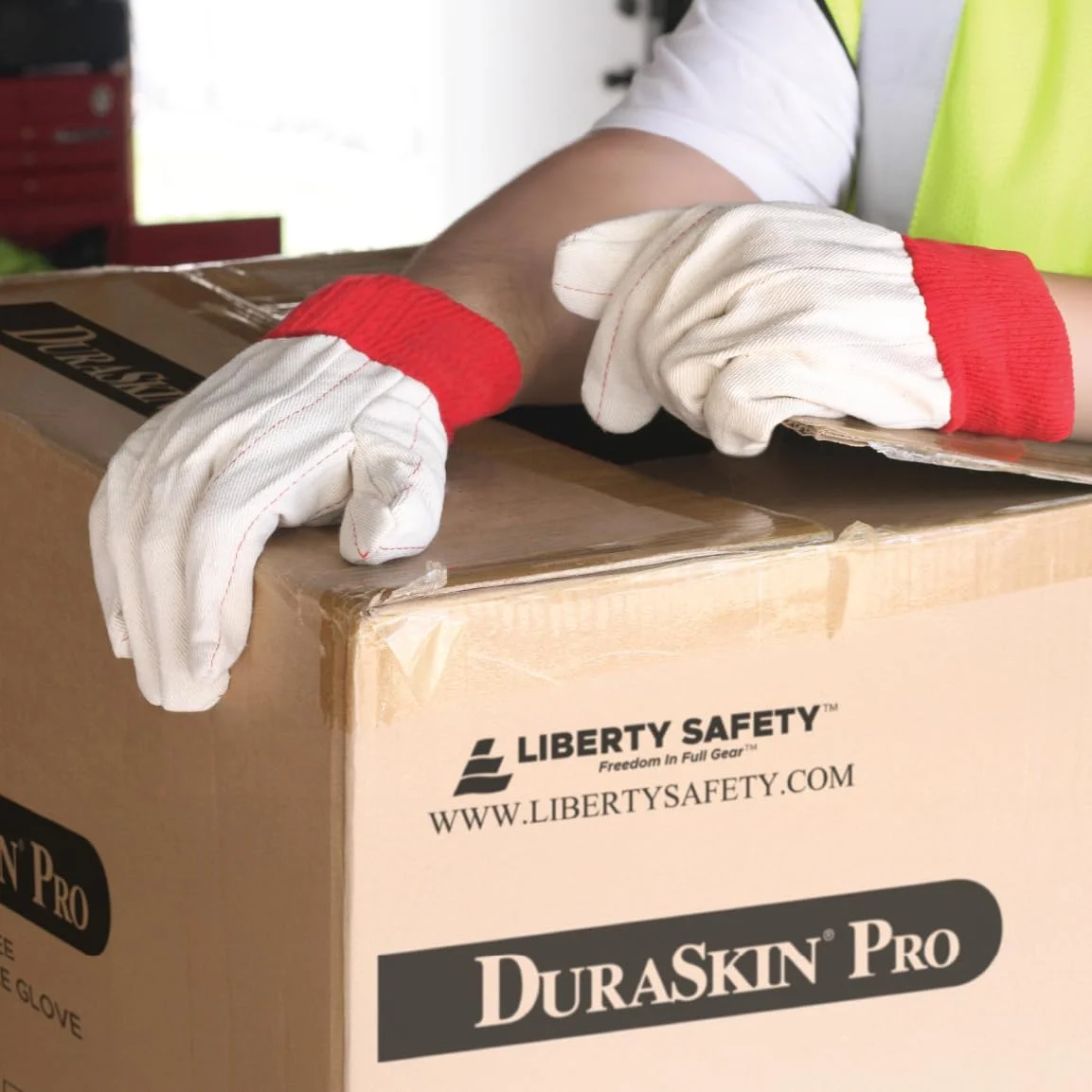 دستکش کار نخی دو لایه Liberty Glove & Safety 4518R، وزن 567 گرم، مناسب آقایان، مچ کشبافت قرمز (بسته 12 عددی) دستکش کار نخی دو لایه Liberty Glove & Safety 4518R، وزن 567 گرم، مناسب آقایان، مچ کشبافت قرمز (بسته 12 عددی)