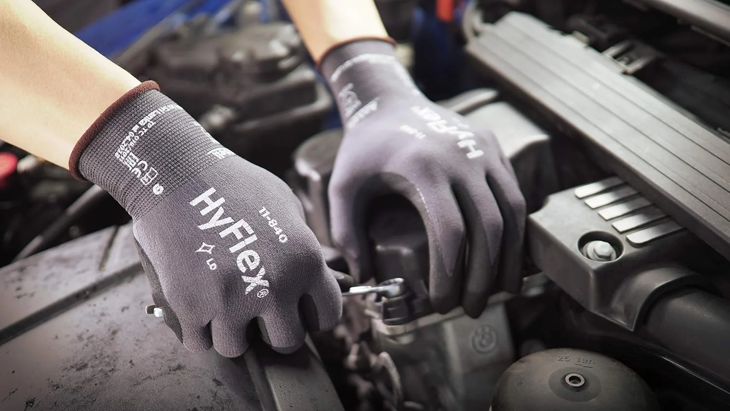 دستکش کار حرفه ای Ansell HyFlex 11-840، پوشش نیتریل مقاوم در برابر سایش با چسبندگی محکم، دستکش های محافظ چند منظوره، ایمنی مکانیکی و صنعتی، مشکی، سایز M (5 جفت)