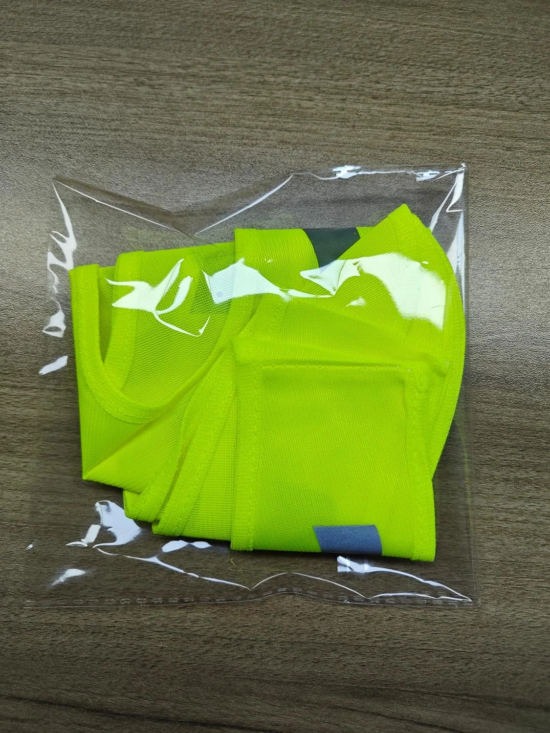 HAOBIN 1 Piece Children's Reflective Vest High Visibility Reflective Vest Safety Vest V Safety Vest for Children High Visibility for Sports, Running and Cycling, yellow, M HAOBIN 1 Piece Children's Reflective Vest High Visibility Reflective Vest Safety Vest V Safety Vest for Children High Visibility for Sports, Running and Cycling, yellow, M